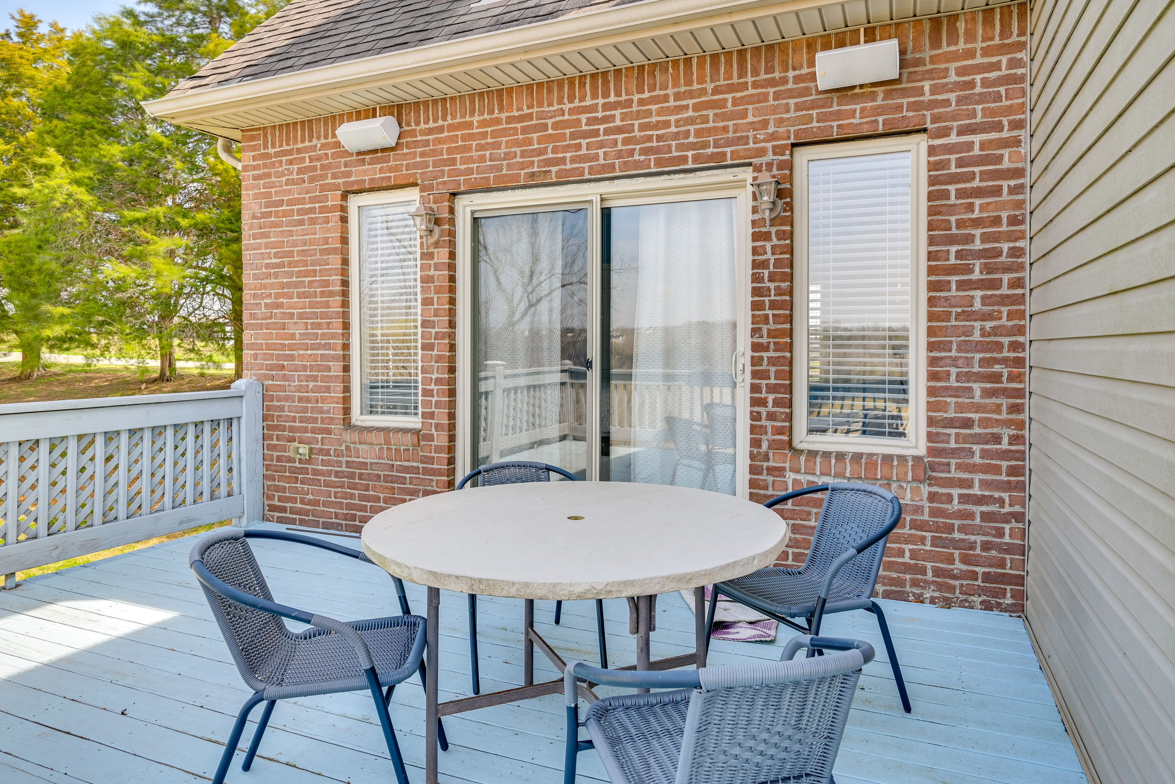 Deck | Lounge Furniture | Gas Fire Pit