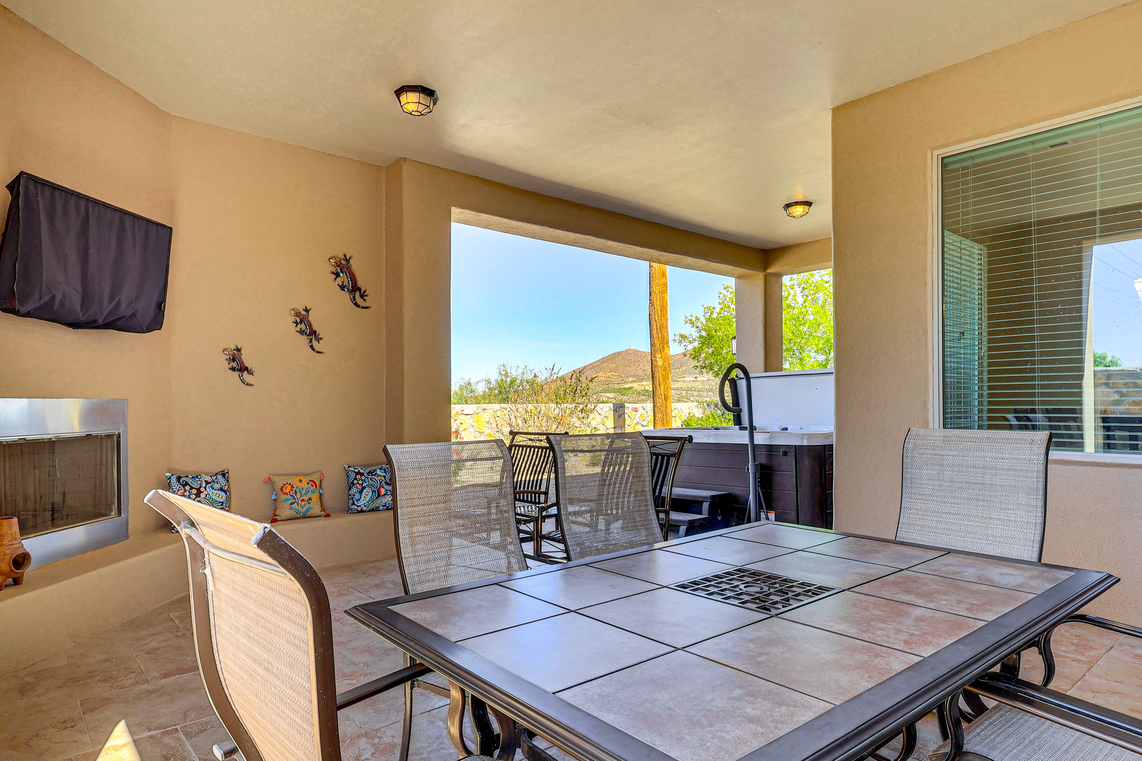 Covered Patio | Outdoor Dining | Private Hot Tub