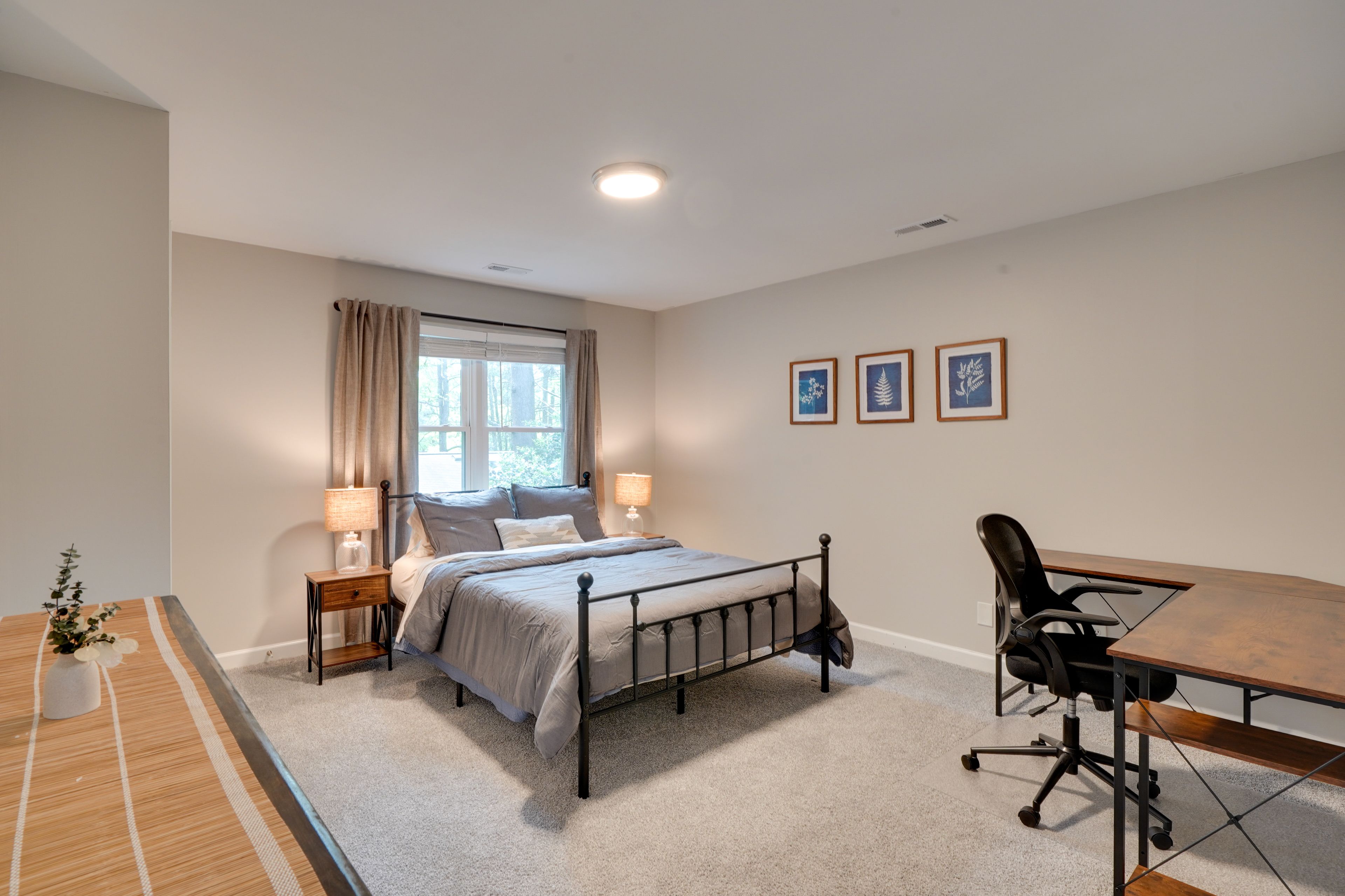 Bedroom 2 | Queen Bed | 2nd Floor