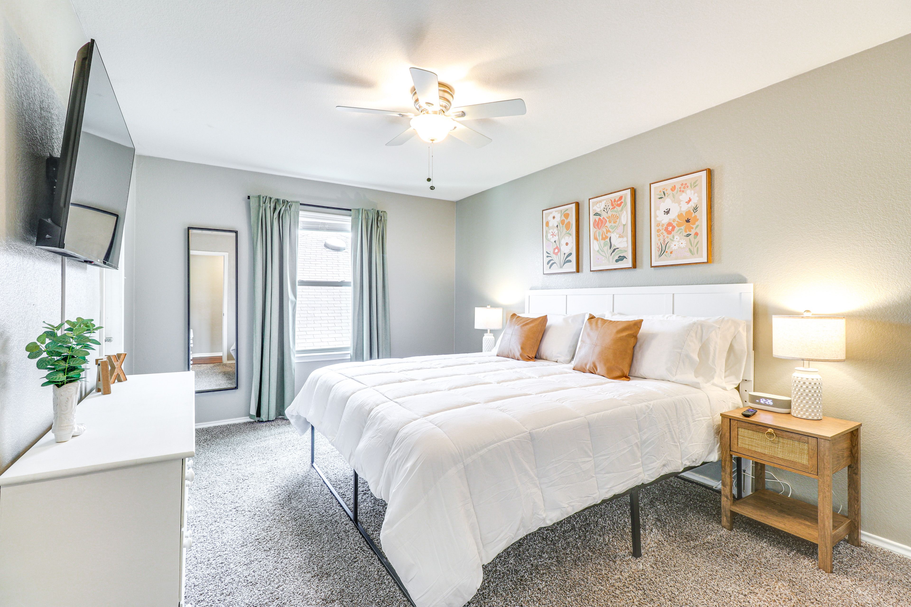 Bedroom 6 | 2nd Floor | King Bed | Smart TV