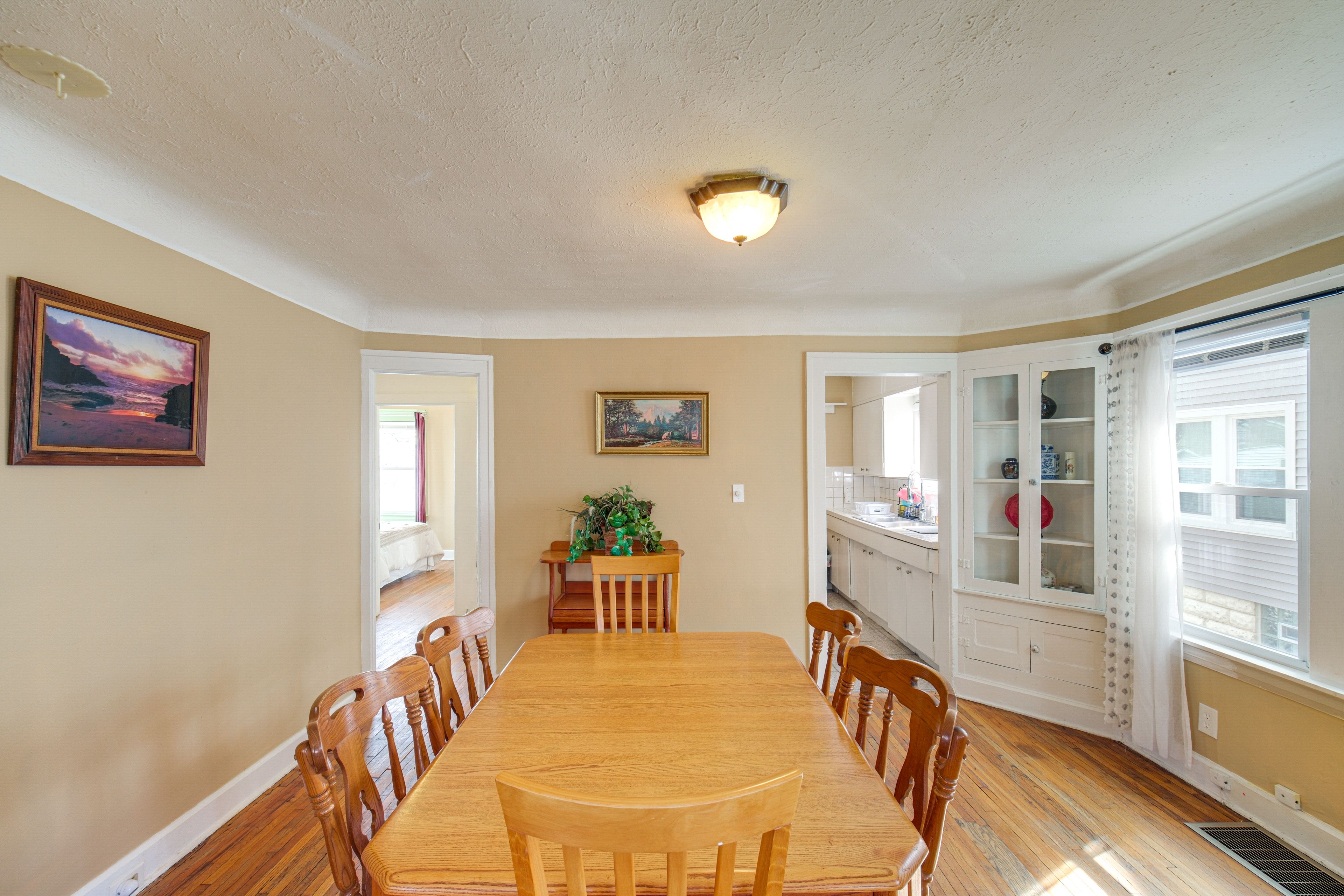 Dining Room | 1st Floor