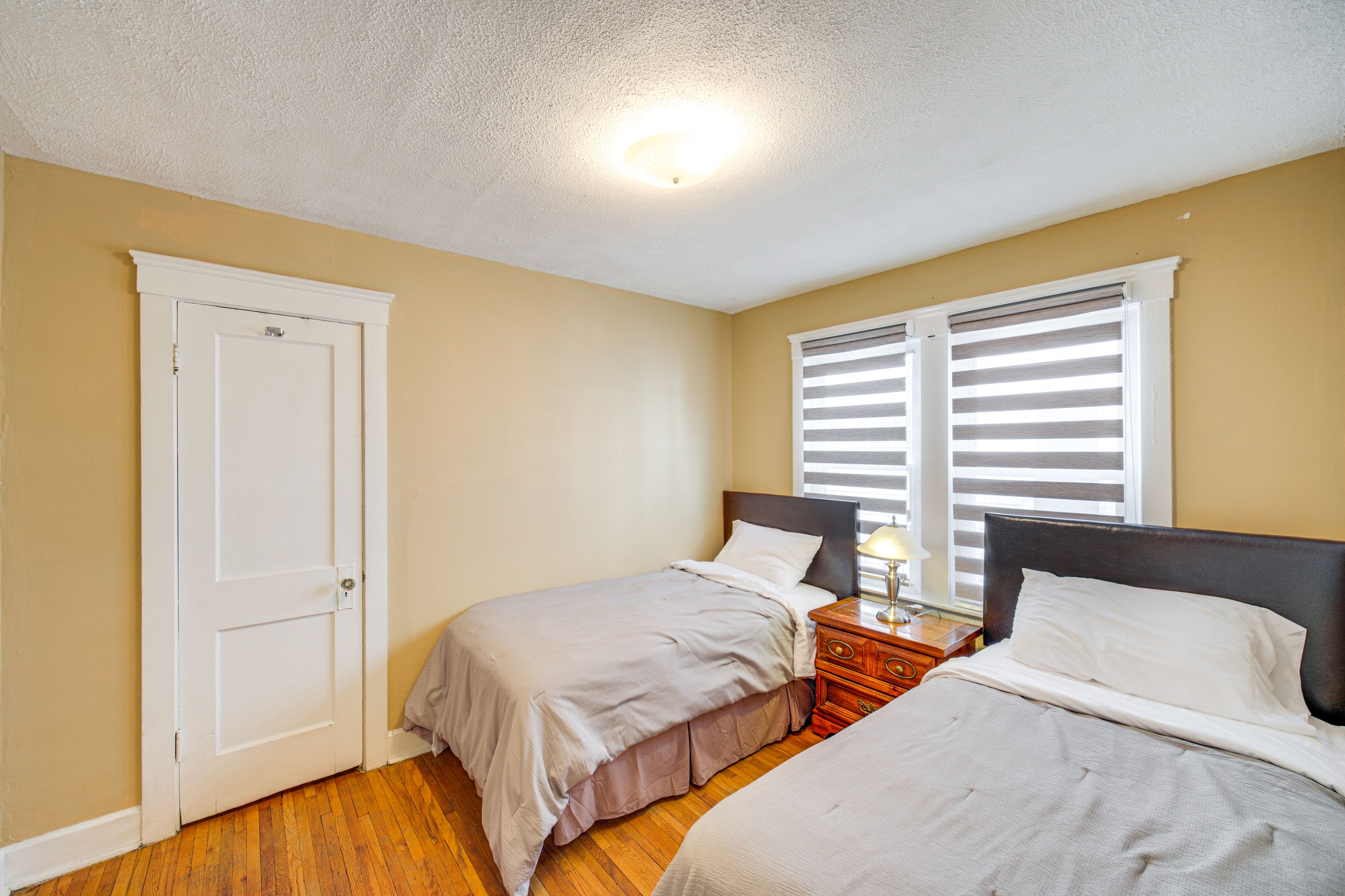 Bedroom 2 | 2 Twin Beds | 1st Floor