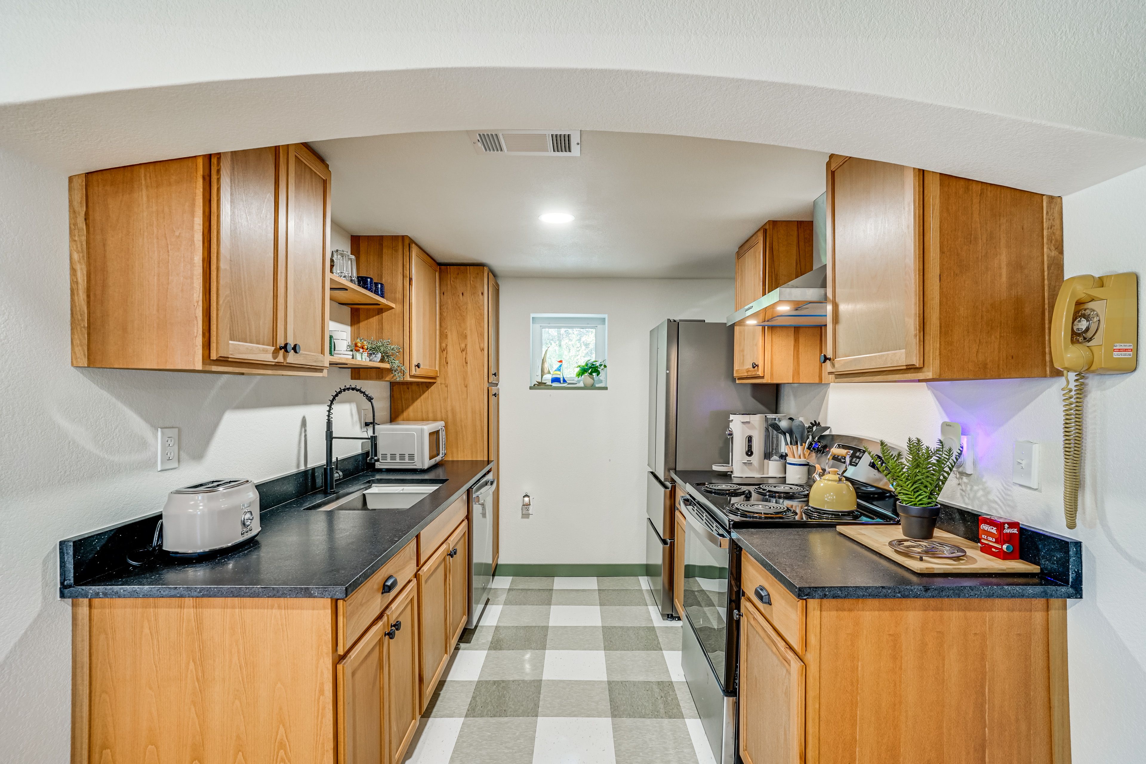 Kitchen | Cooking Basics | Pod Coffee Maker | Microwave | Toaster | Blender