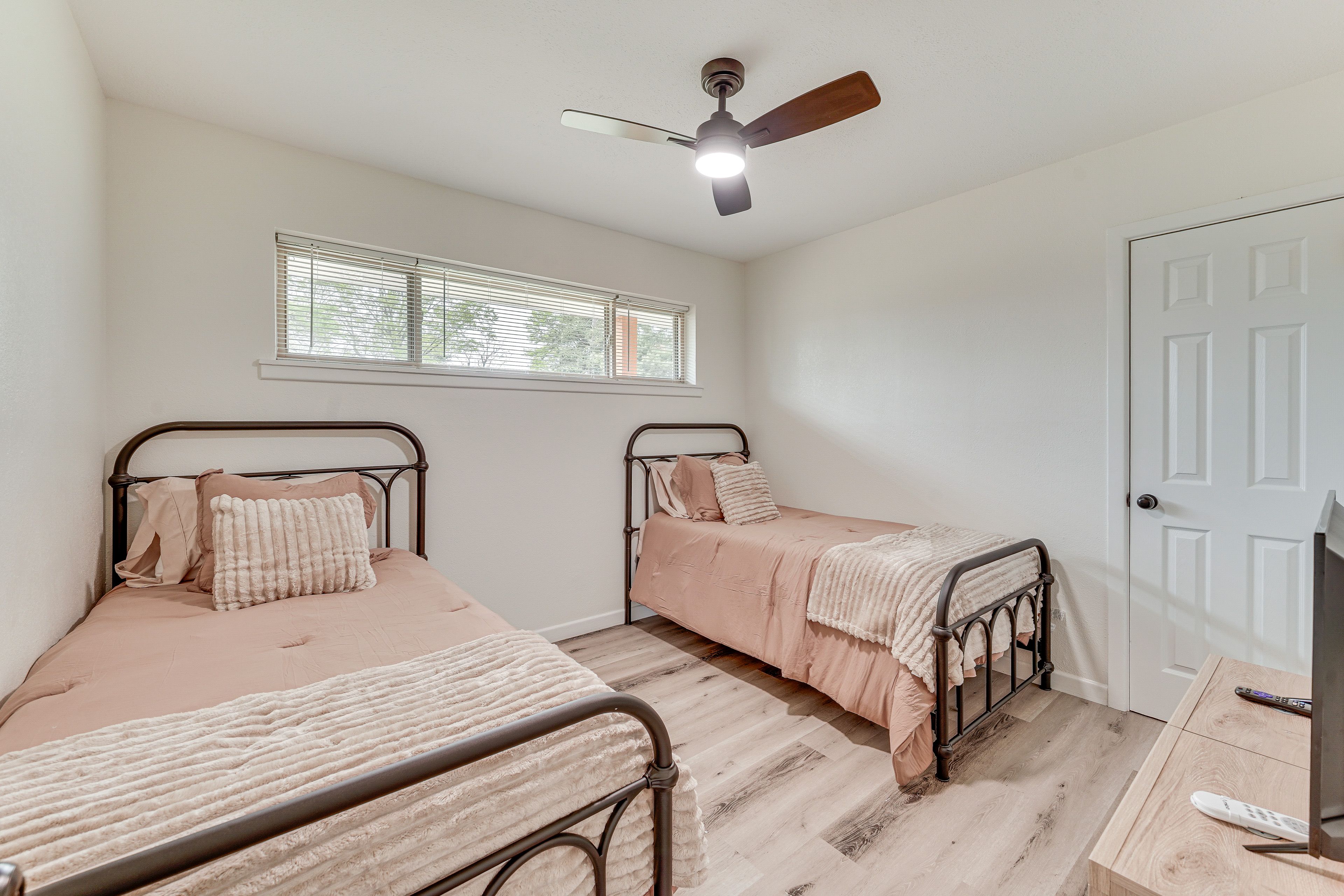 Bedroom 3 | 2 Twin Beds | Linens Provided