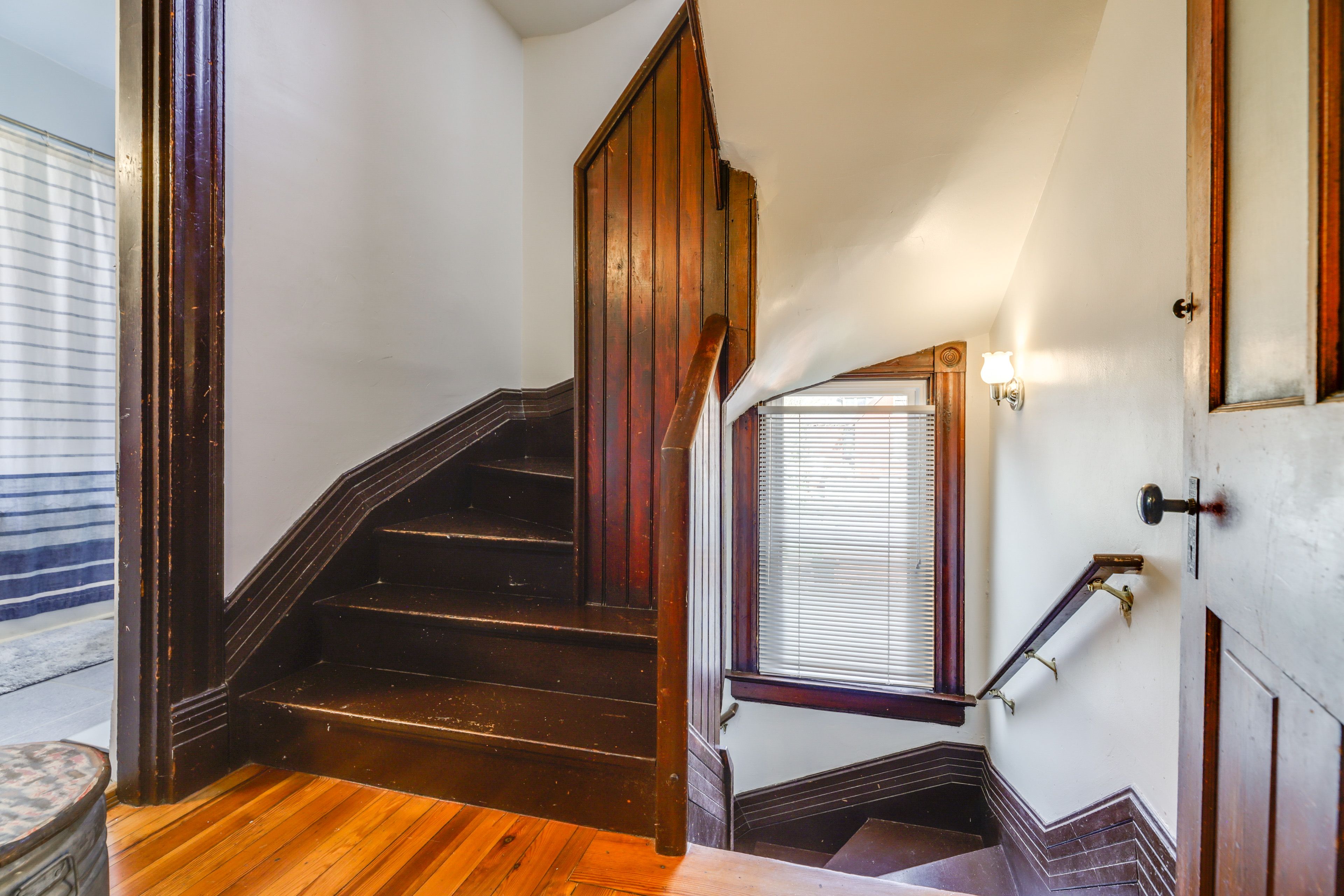 Staircase | 2nd Floor