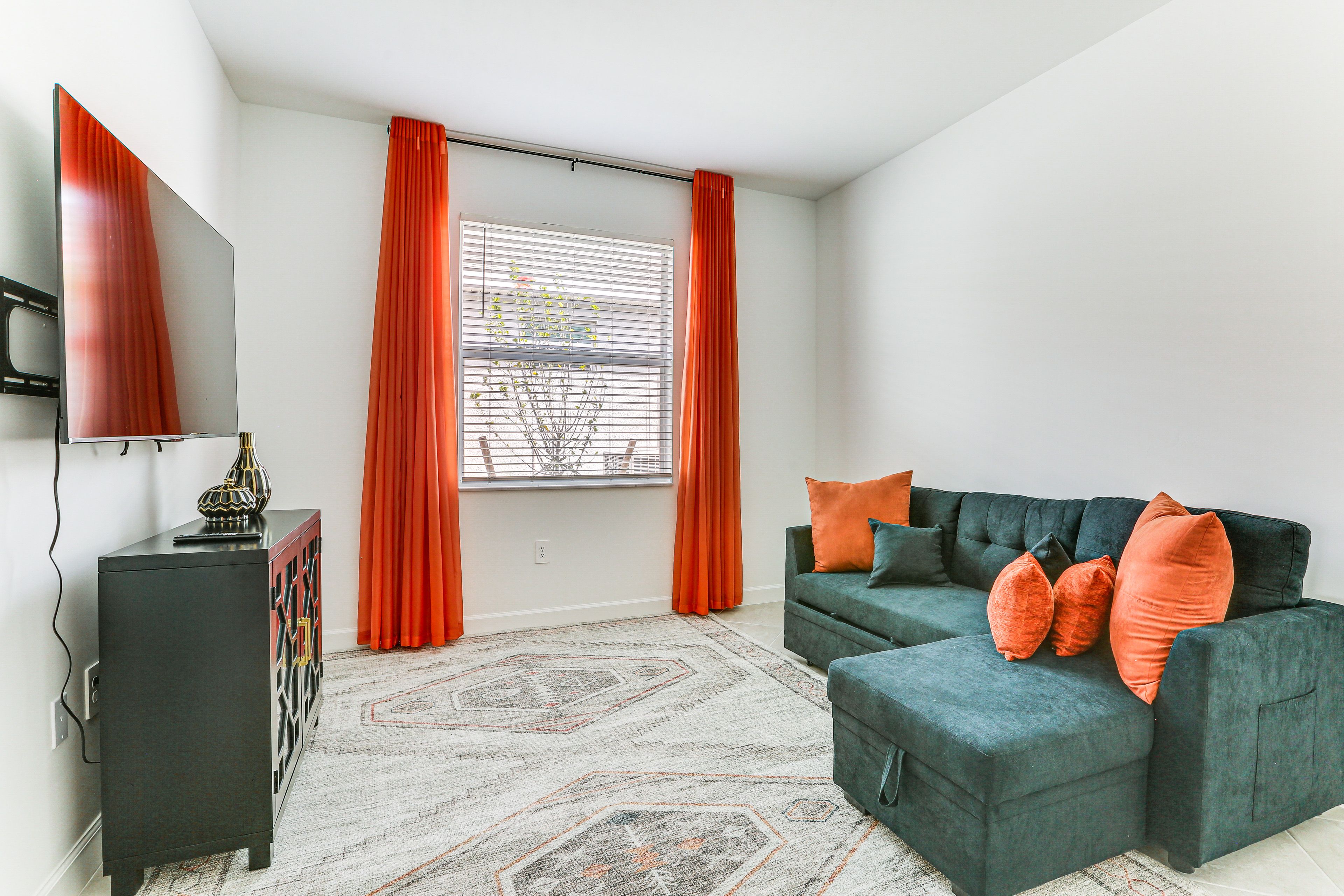 Den | Queen Sleeper Sofa | Smart TV