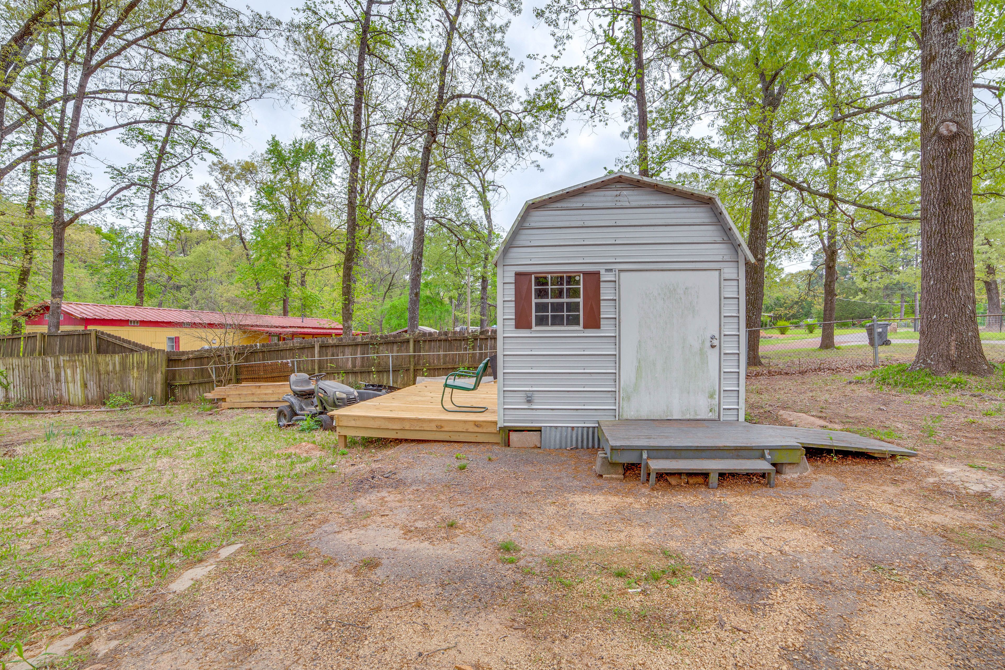 Detached Cabin