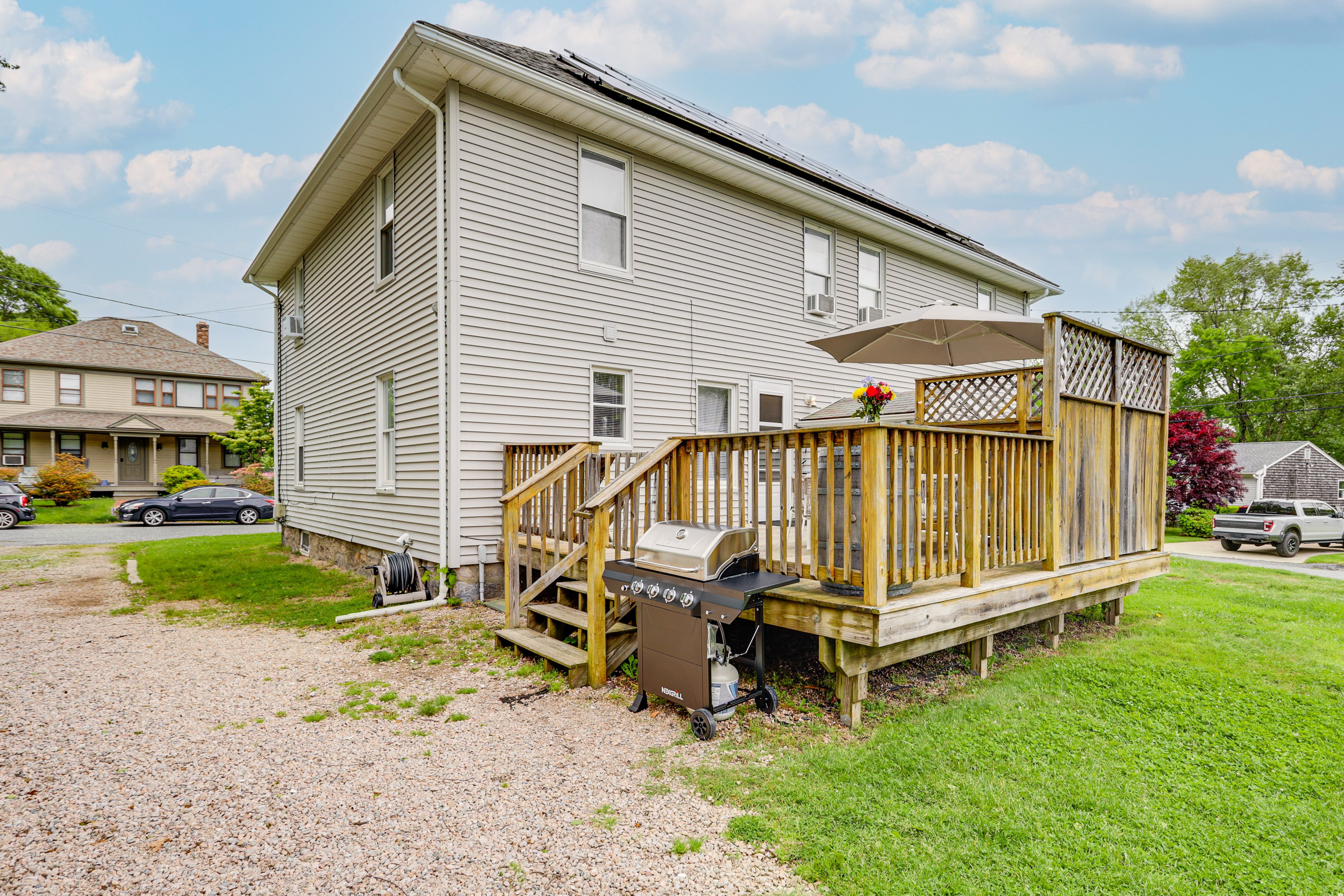Duplex Exterior | Parking | Driveway (4 Vehicles) | Free Street Parking