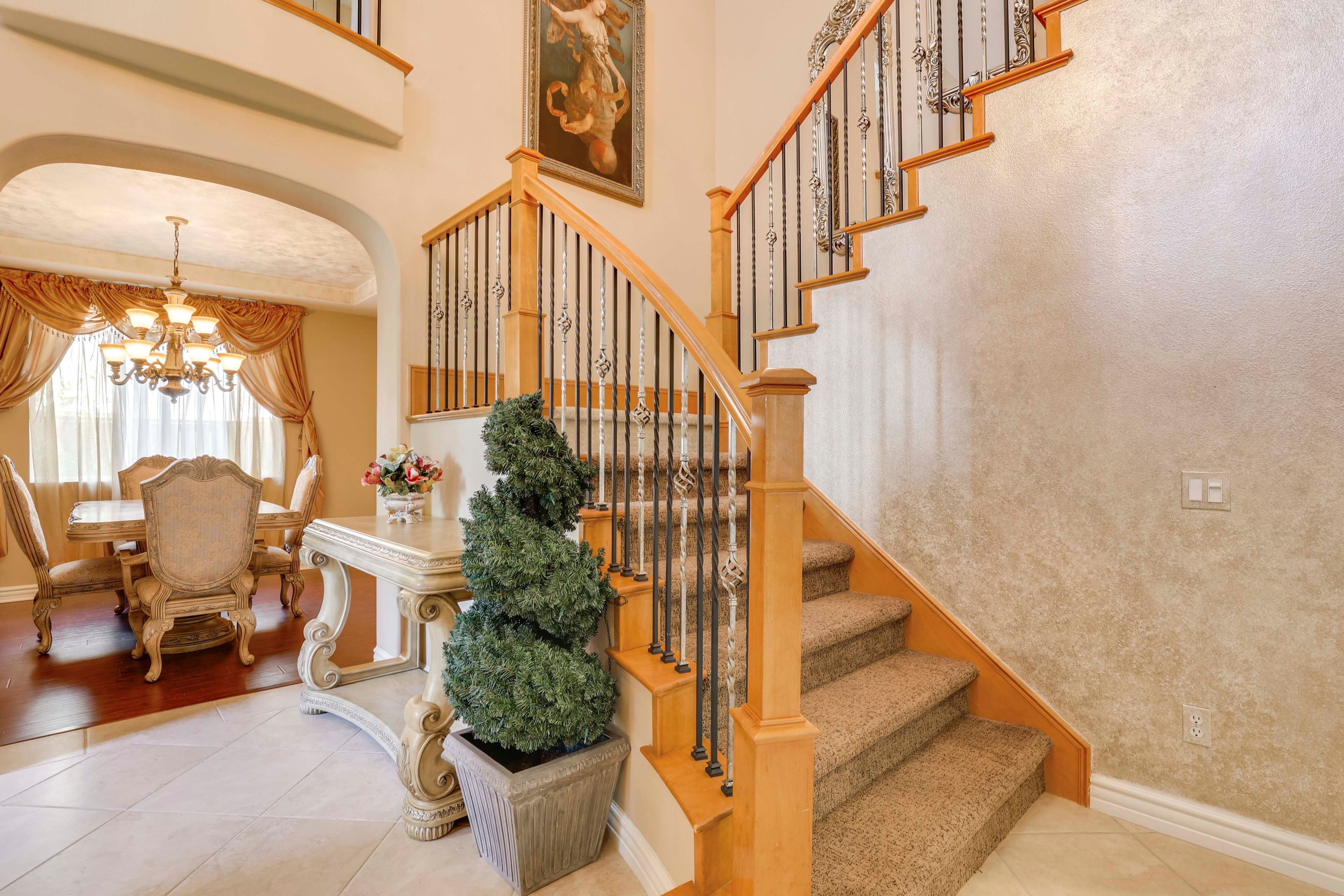 Entryway | 1st Floor