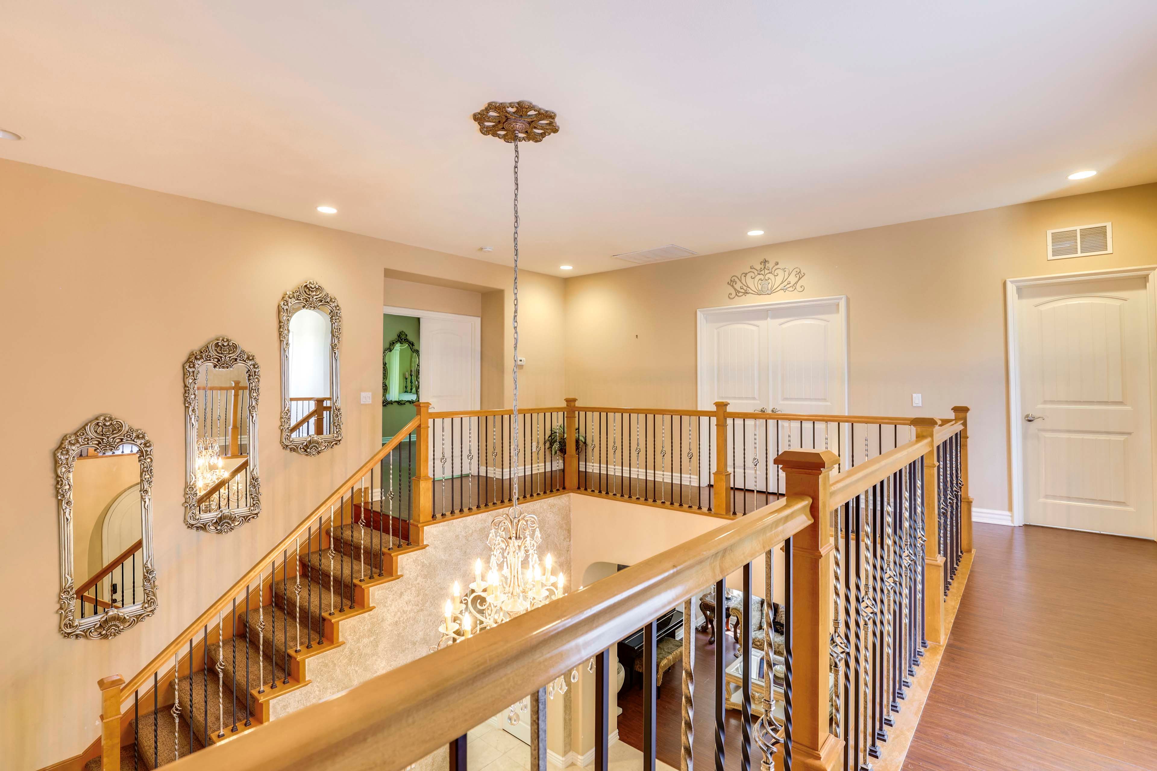 Loft | 2nd Floor