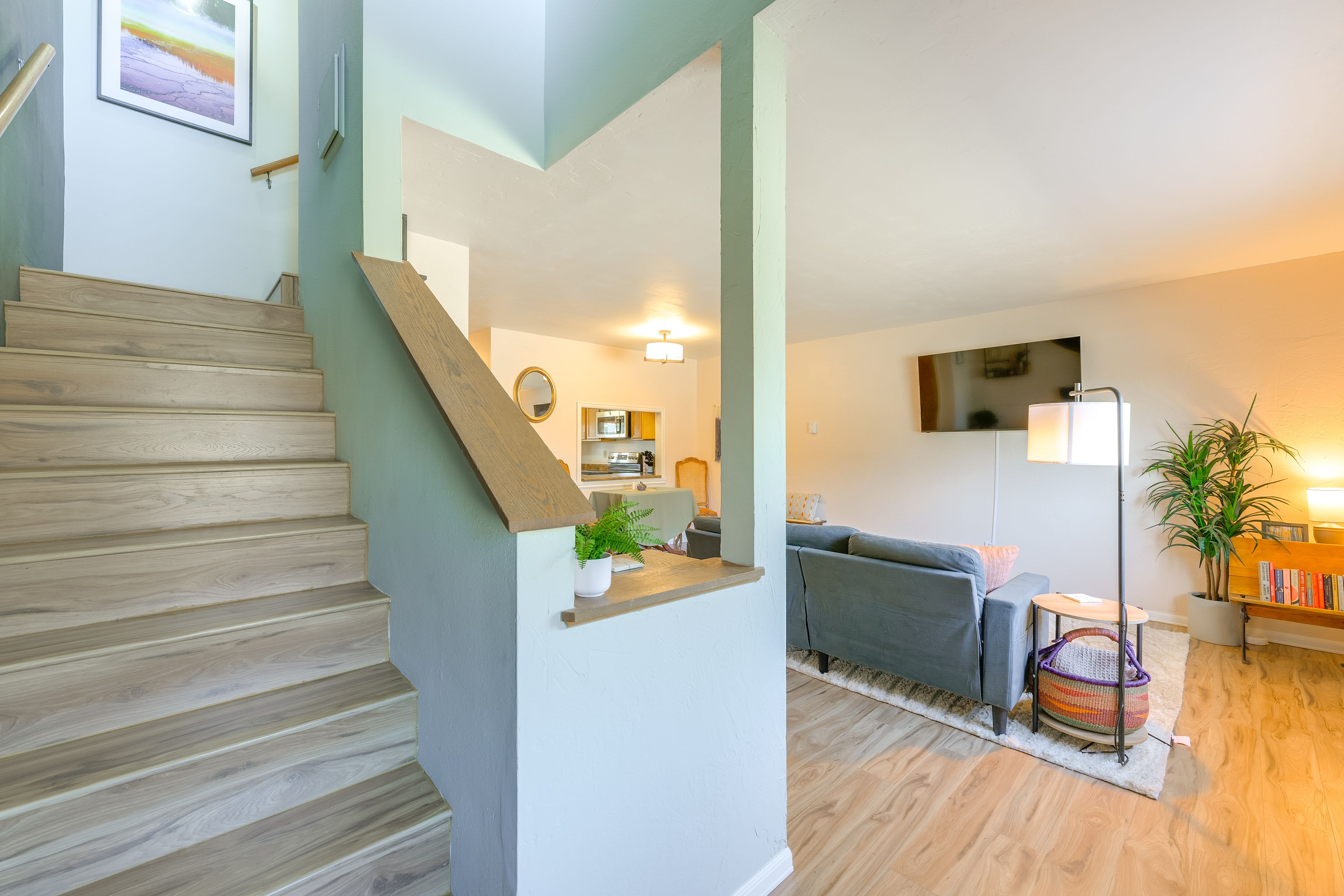 Stairs to 2nd Floor
