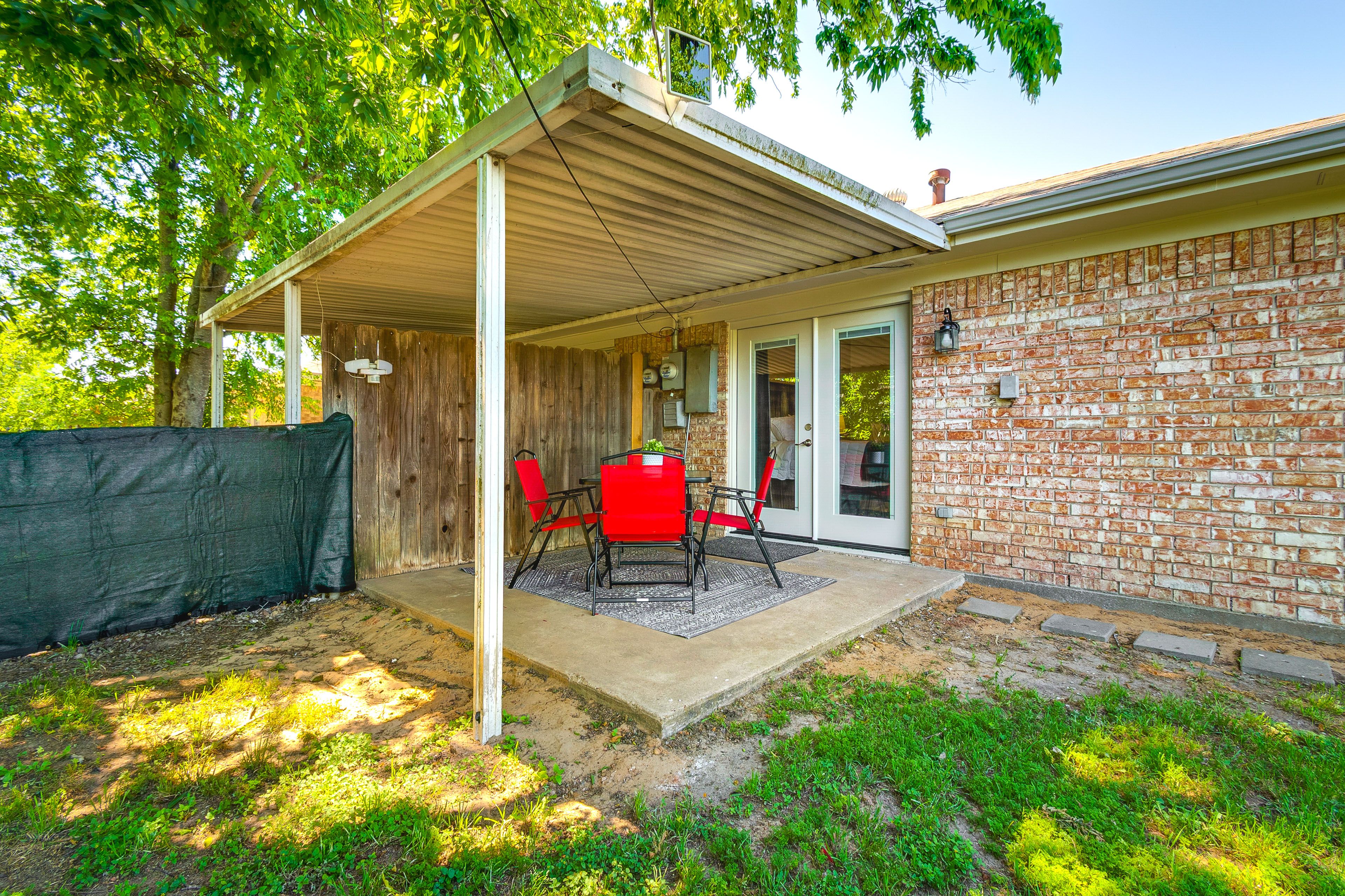 Private Backyard | Covered Patio | Dining Area