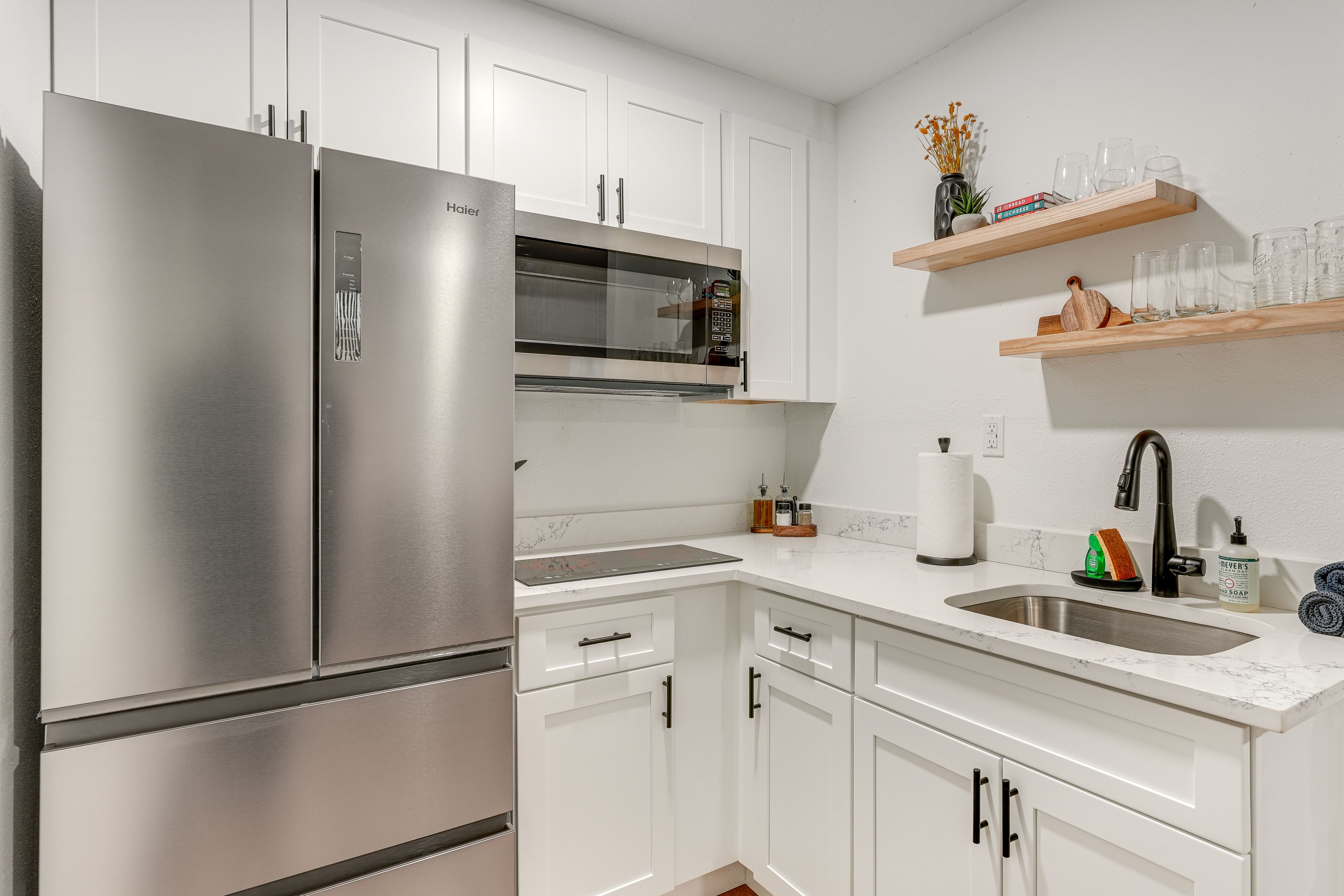 Kitchenette