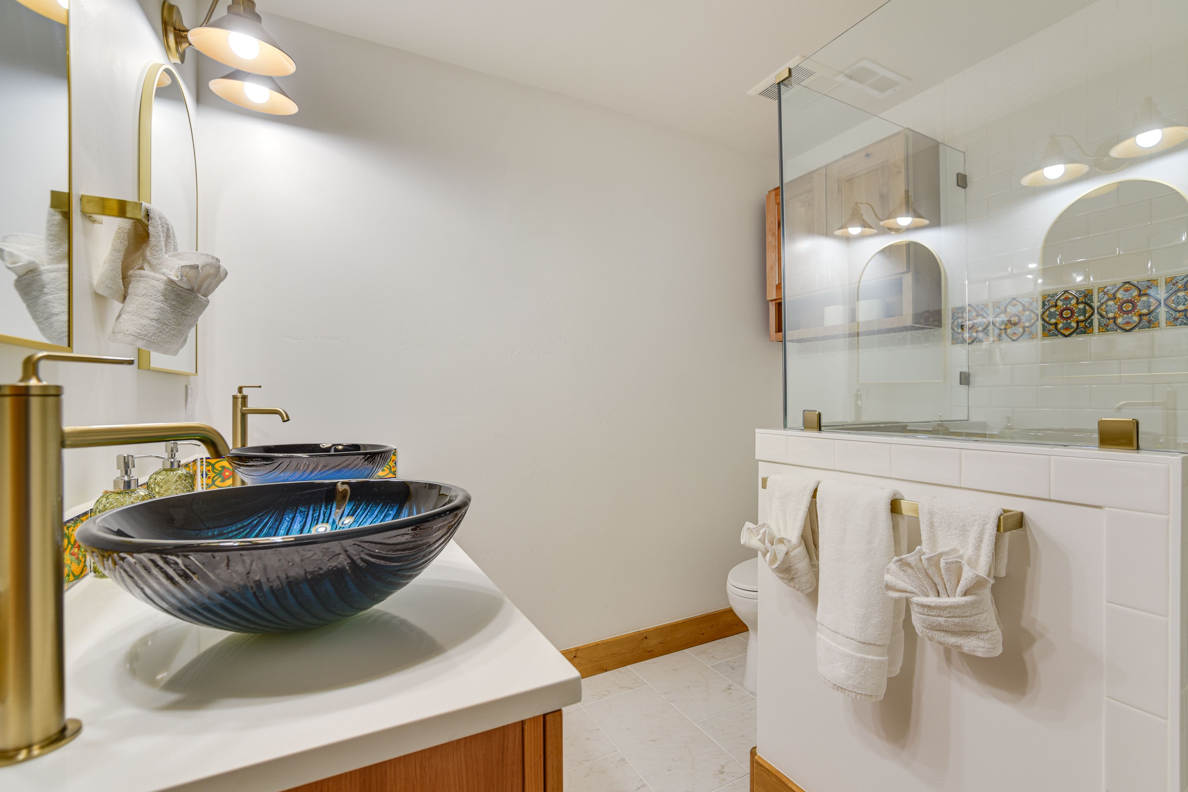 En-Suite Bathroom | Lower Level
