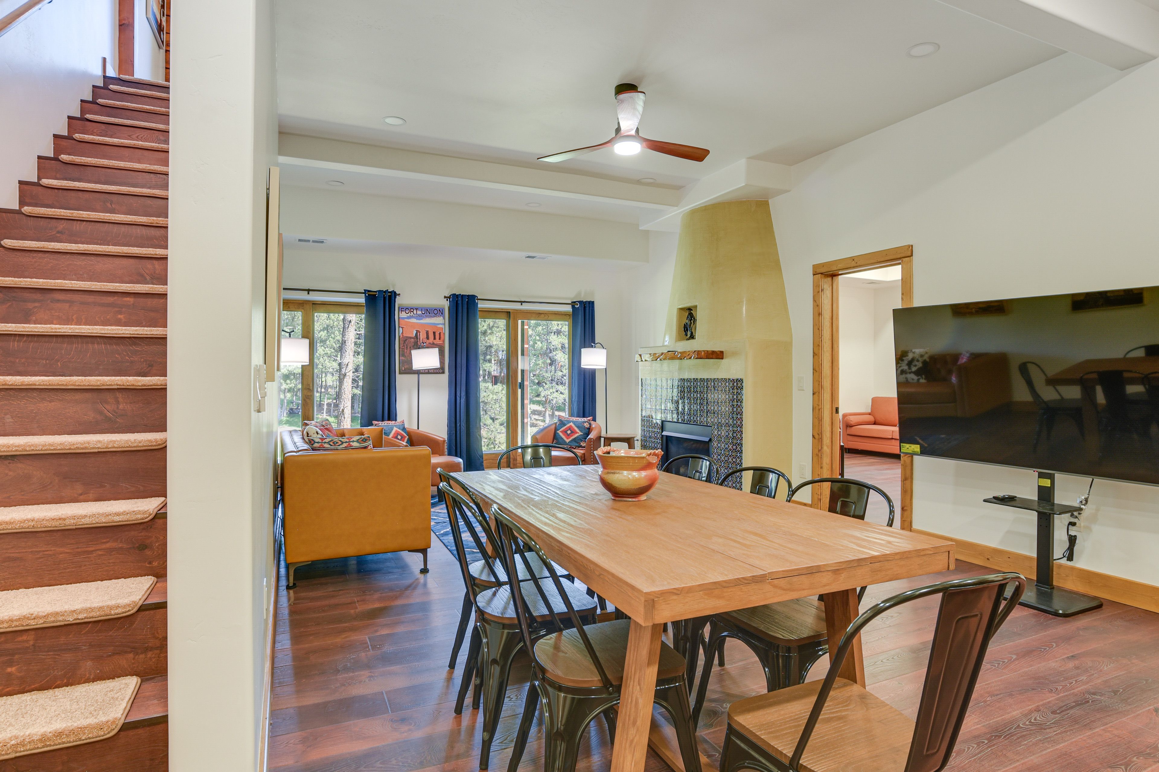 Dining Area | Smart TV | Lower Level