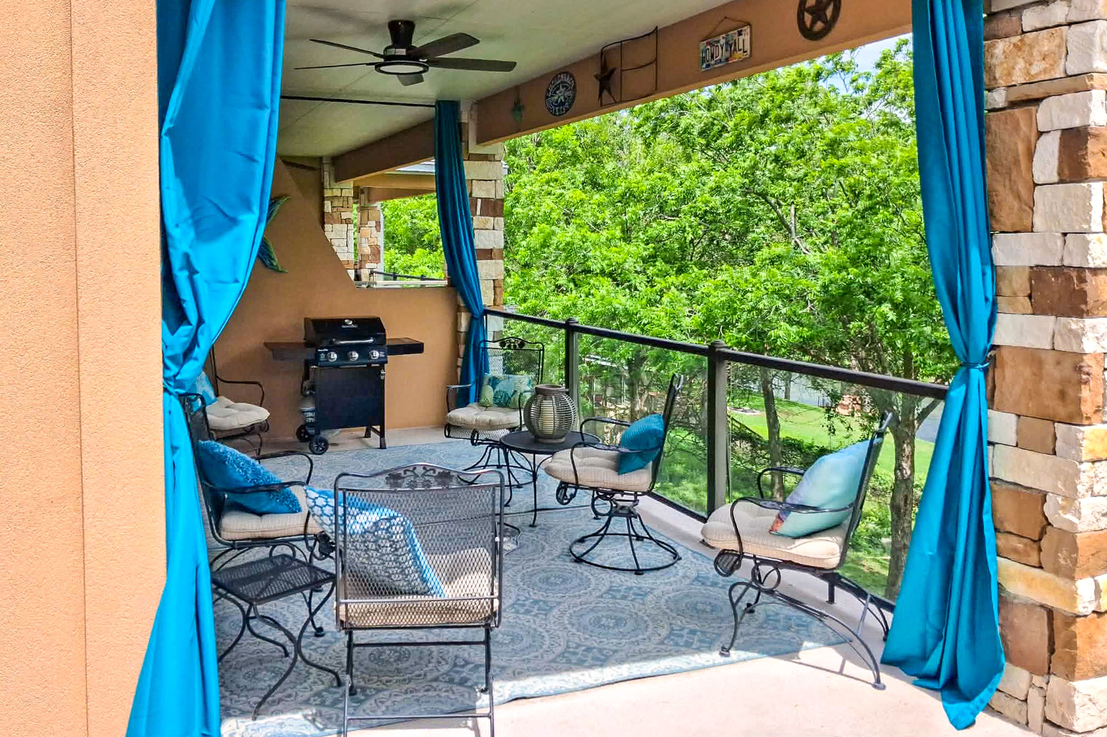New Braunfels Vacation Rental | 3BR | 2BA | 1,400 Sq Ft | Step-Free Entry