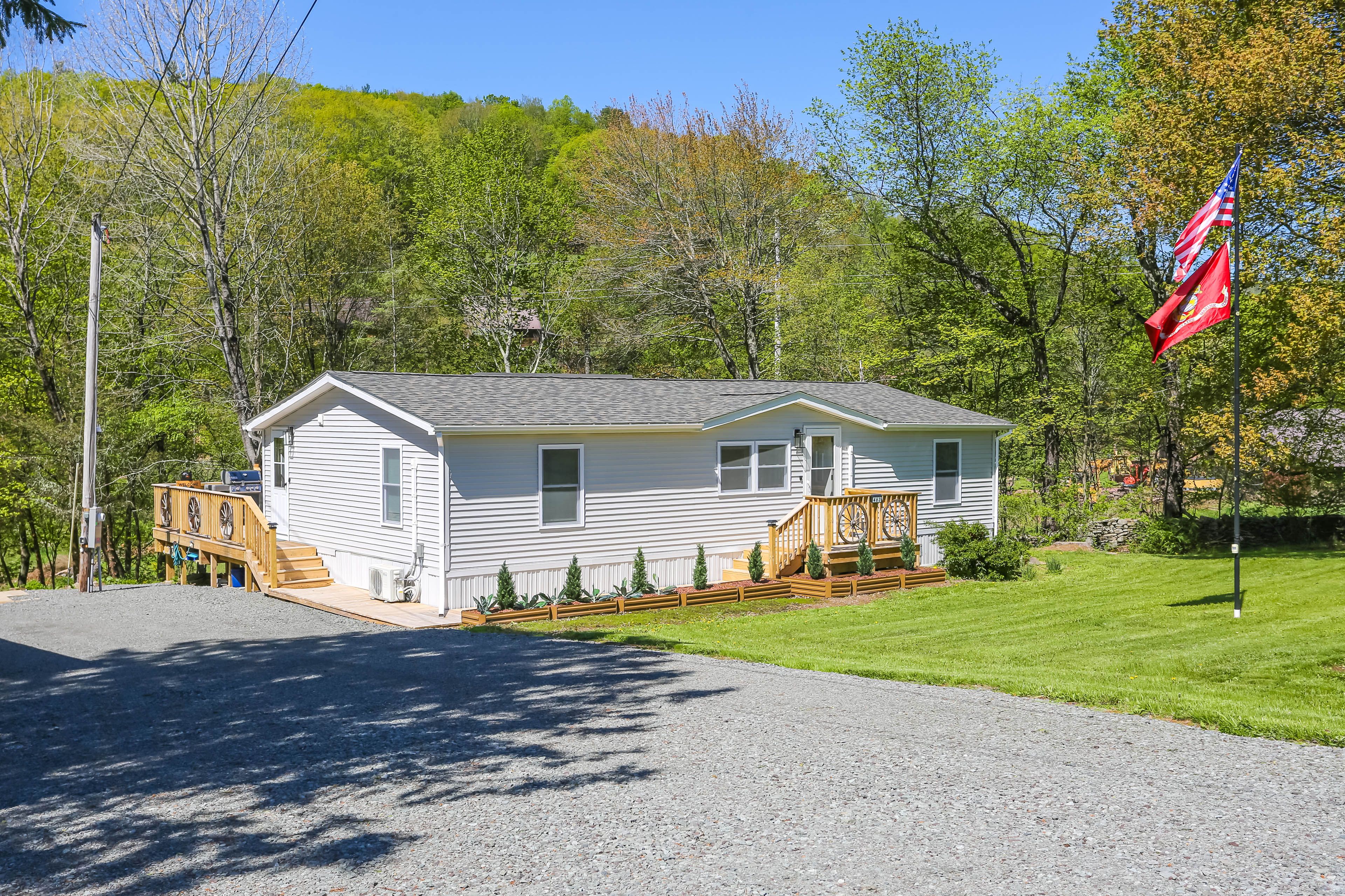 Callicoon Vacation Rental | 2BR | 1BA | 4 Steps to Enter | 850 Sq Ft