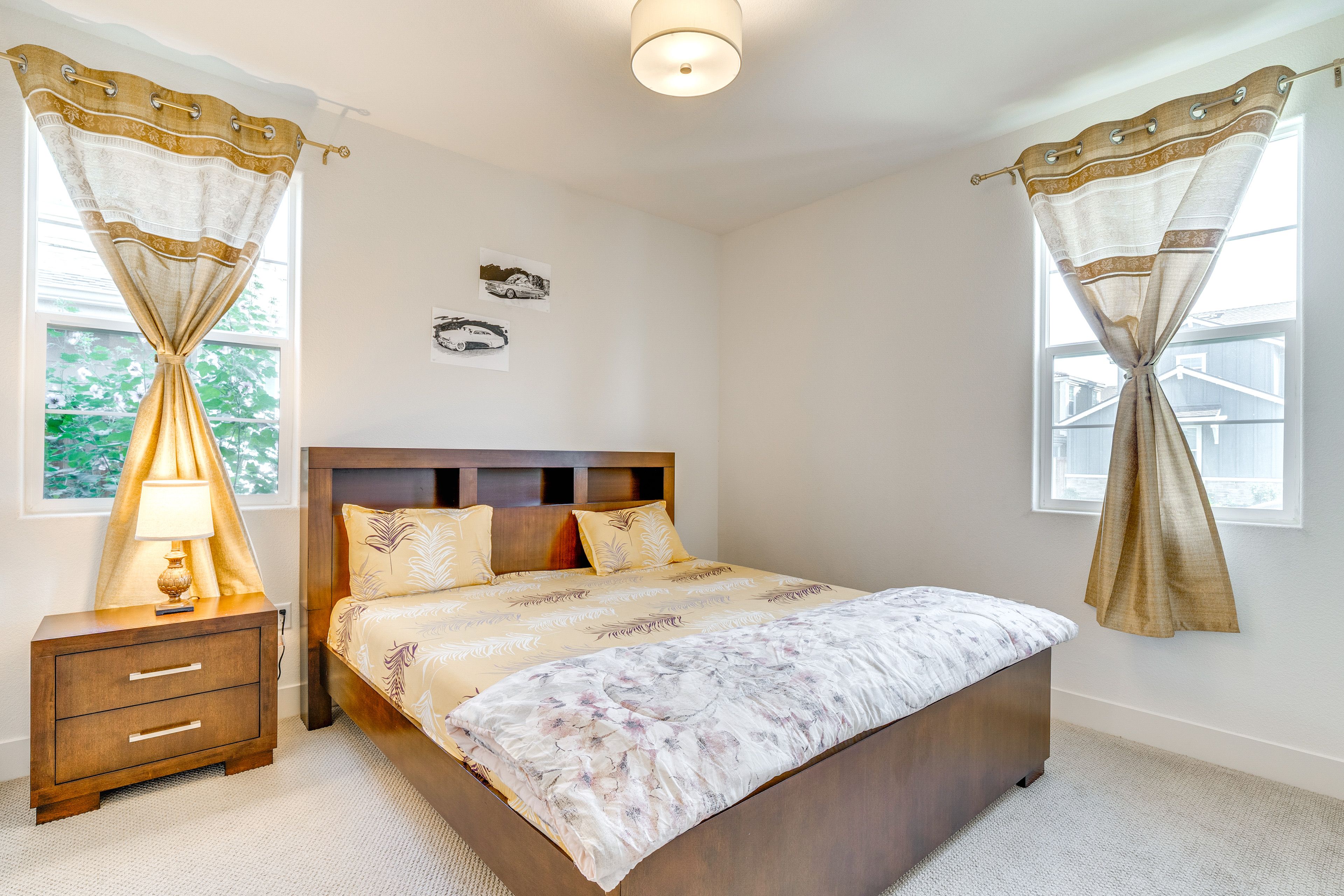 Bedroom 1 | California King Bed | Linens Provided | 1st Floor