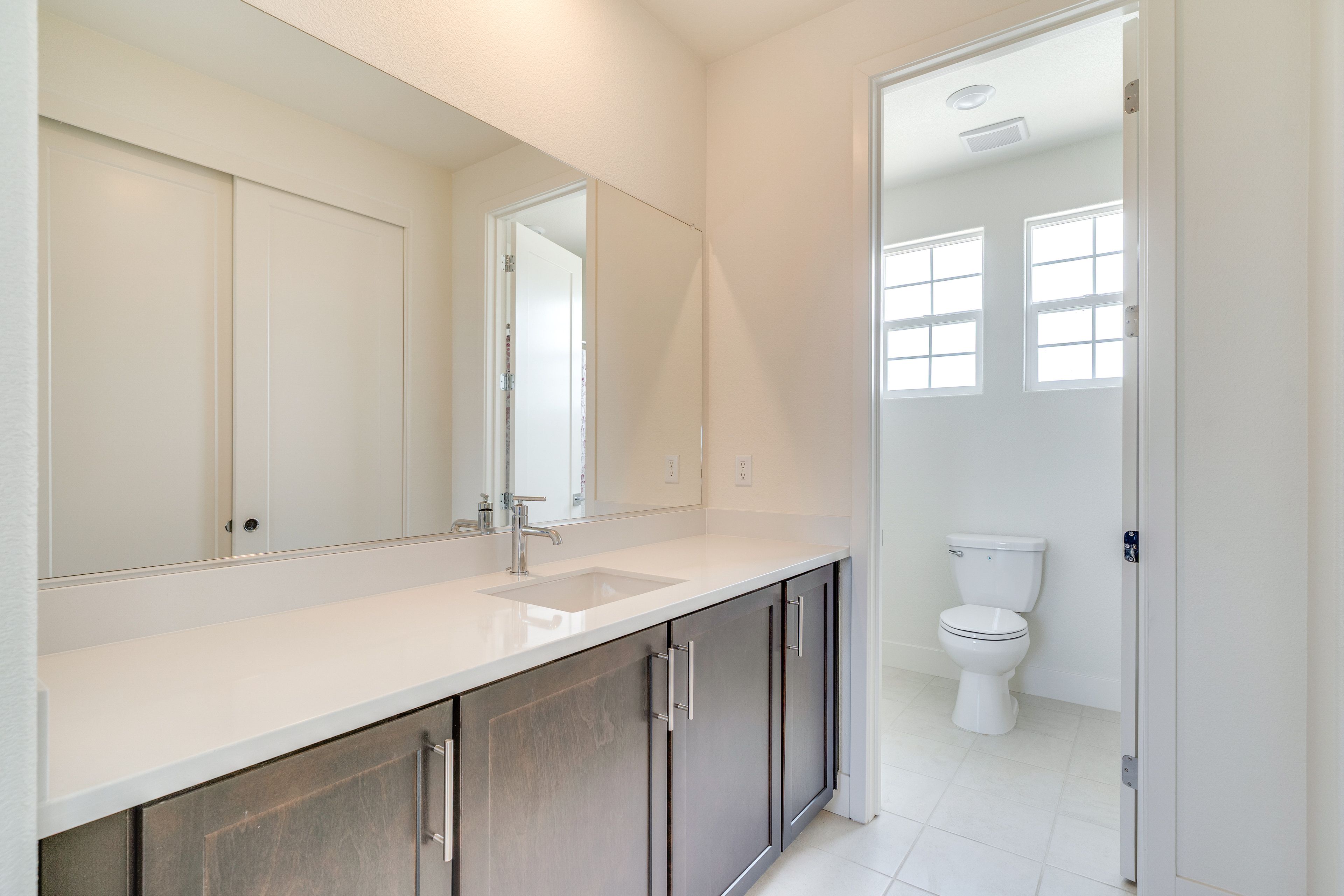 Bathroom | 2nd Floor