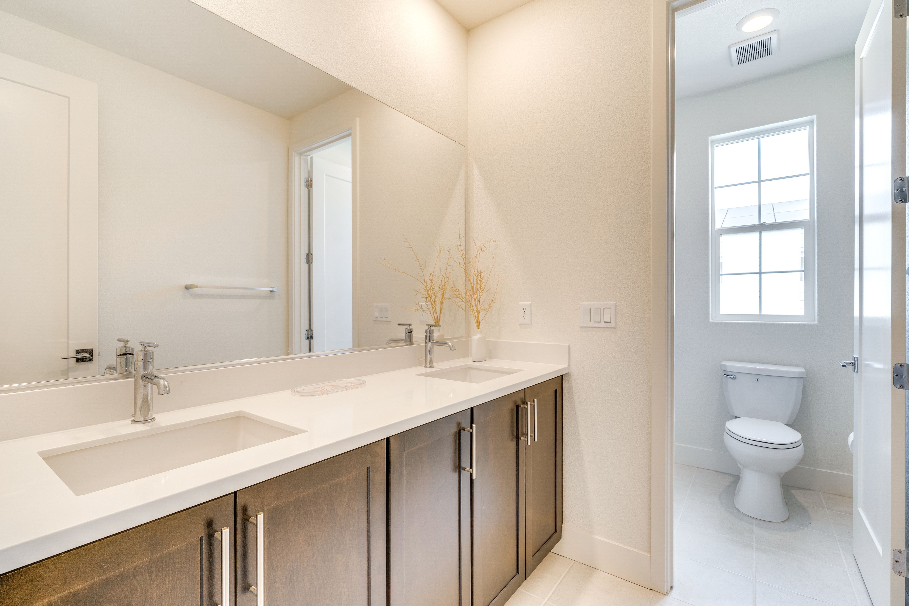 Bathroom | 2nd Floor