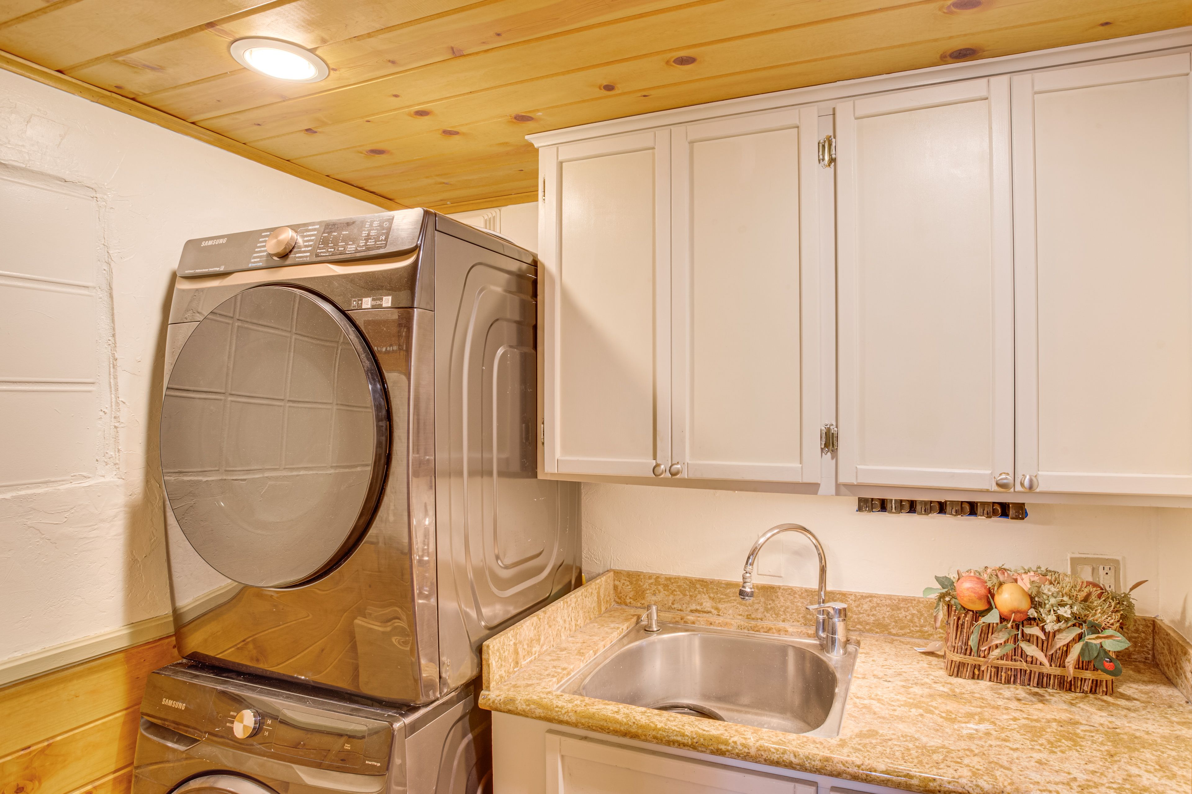 Laundry Room | 1st Floor