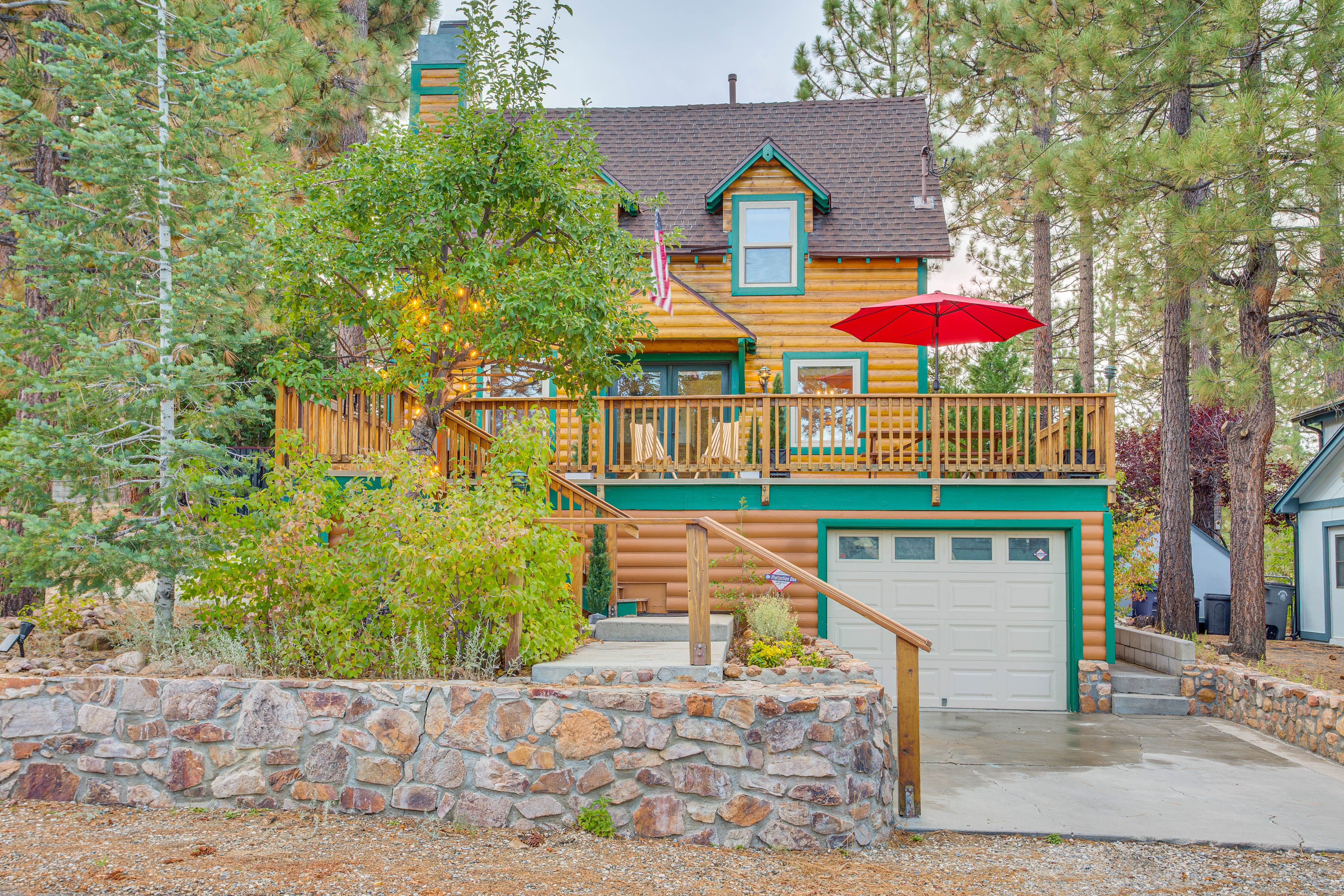 Big Bear Lake Vacation Rental | 3BR | 3BA | 1,690 Sq Ft | Stairs Required