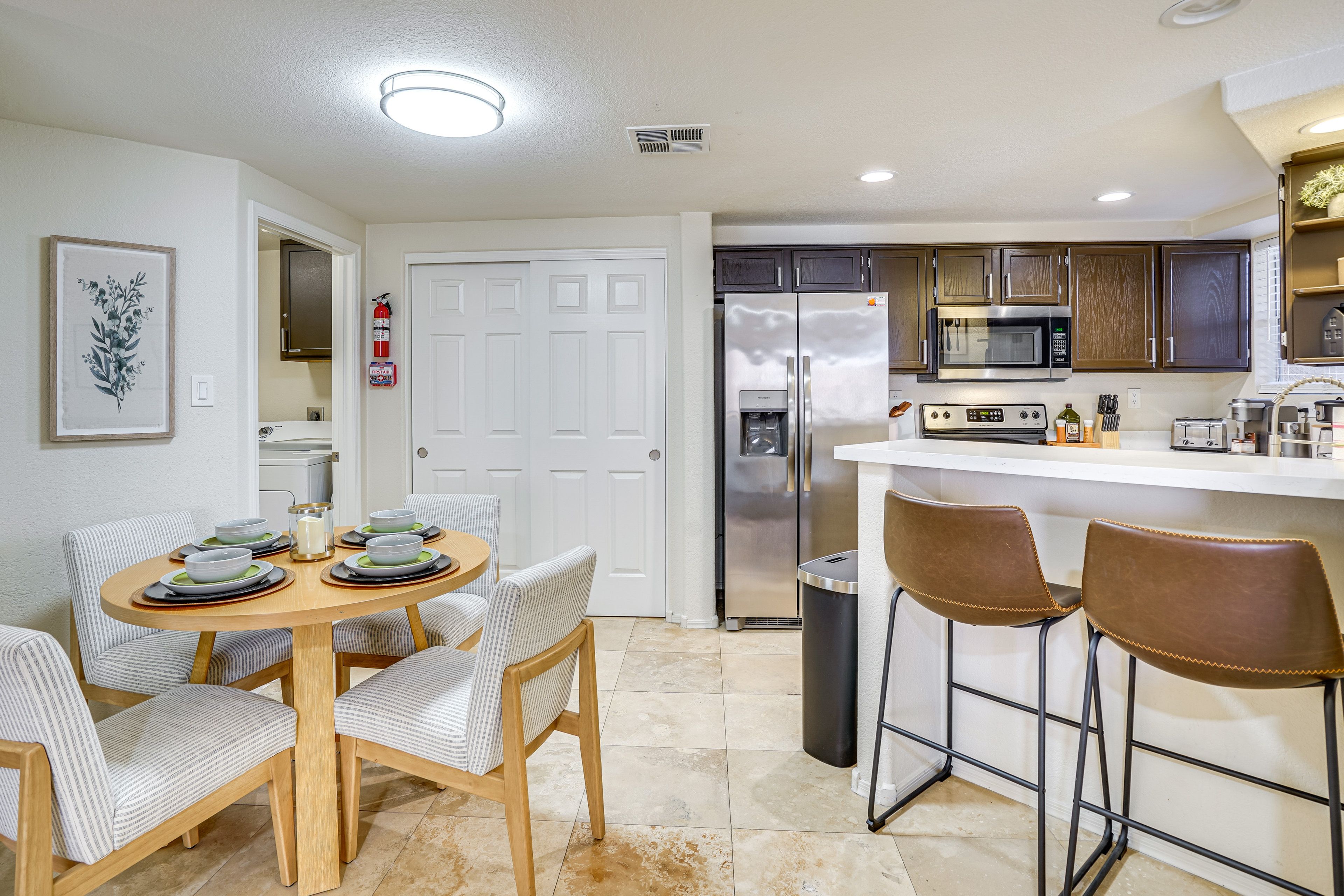 Dining Area | Dishware & Flatware | Central A/C & Heat