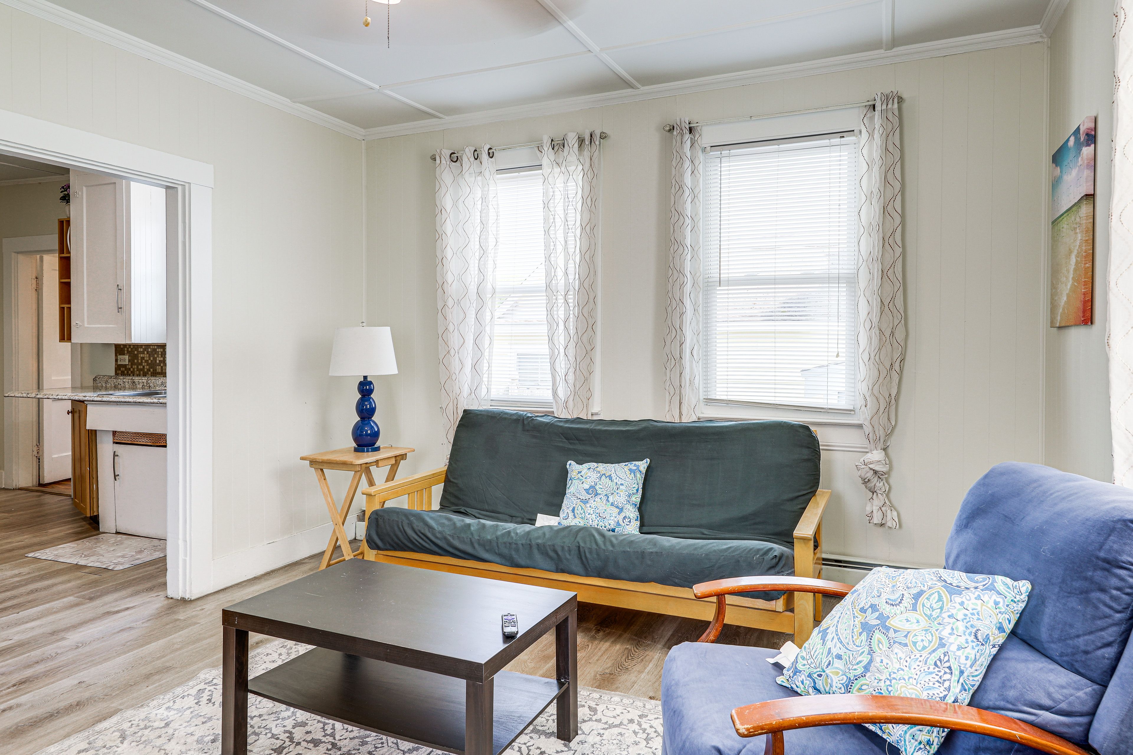 Living Area | Full Futon | Board Games | 1st Floor