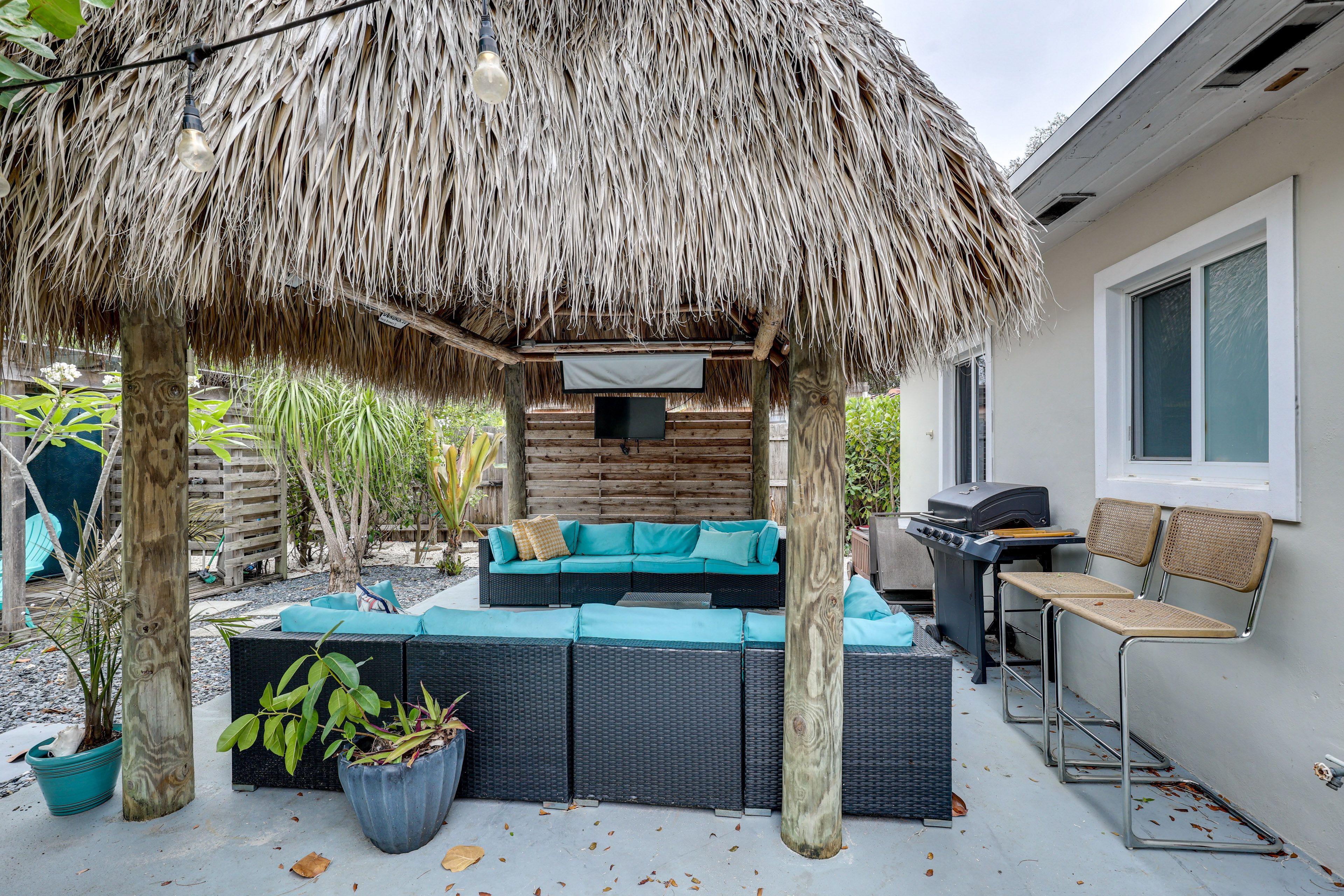 Covered Patio Area