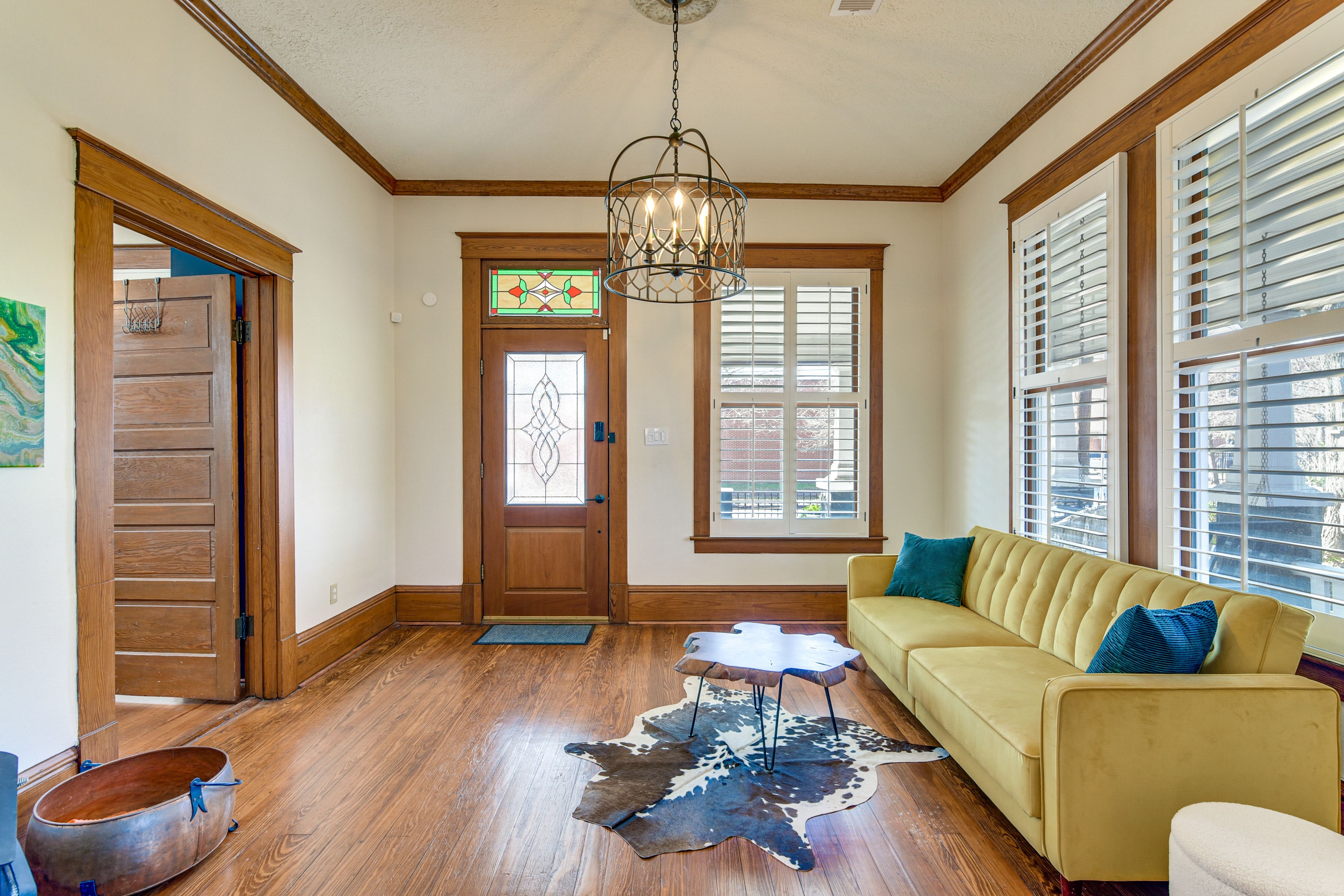 Living Room | Full Sleeper Sofa