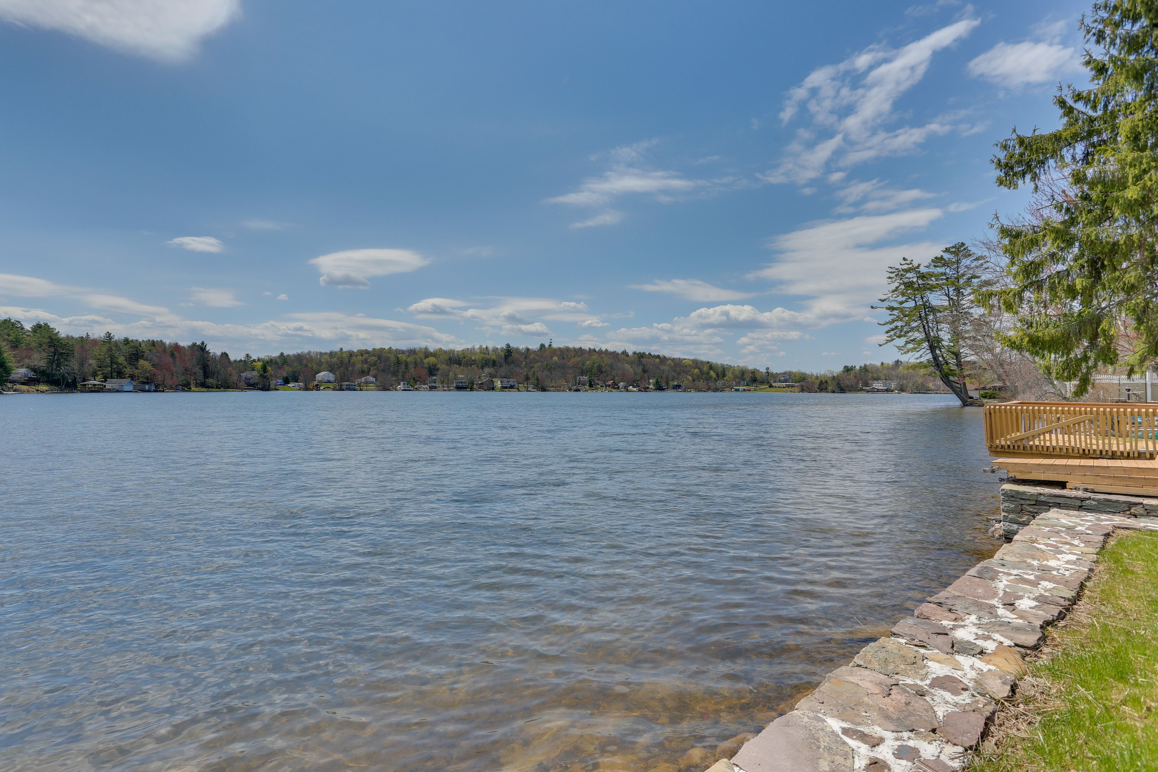 Walk to White Lake