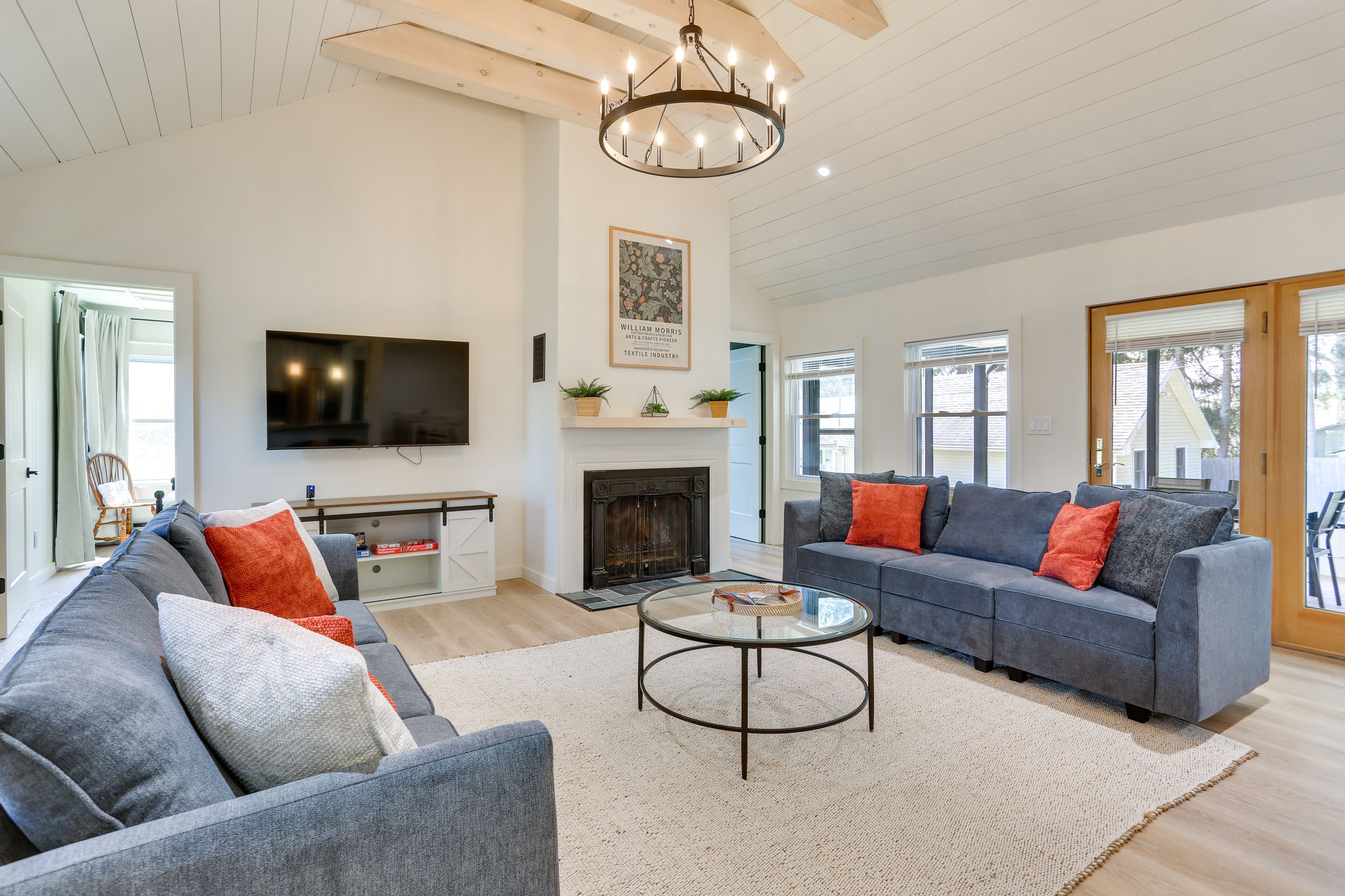 White Lake Vacation Rental | 4BR | 2BA | 1,148 Sq Ft | 5 Steps to Enter