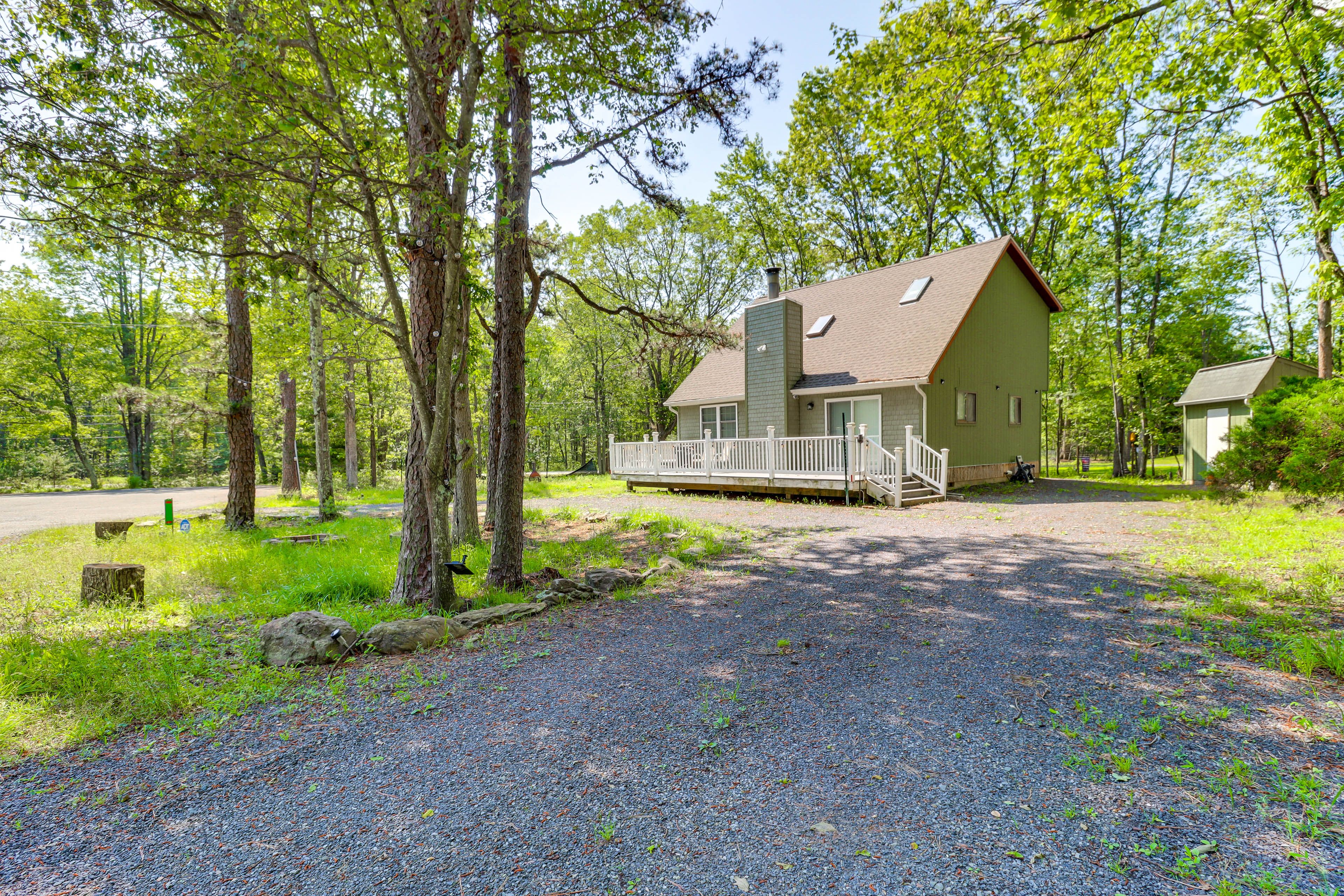 Parking | Gravel Driveway (4 Vehicles) | RV/Trailer Parking Available