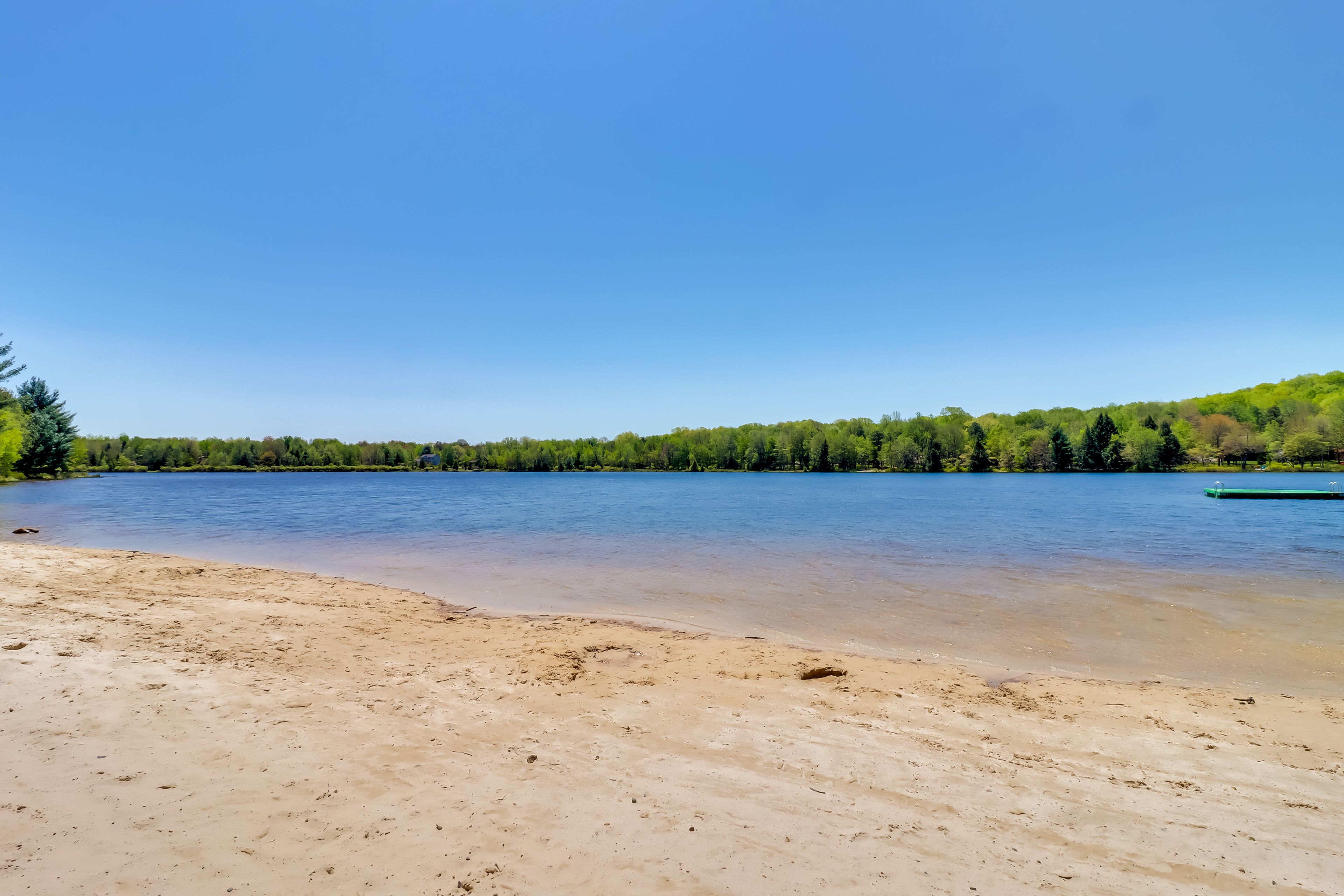 Brier Crest Woods | Community Amenities | Lake & Beach Access