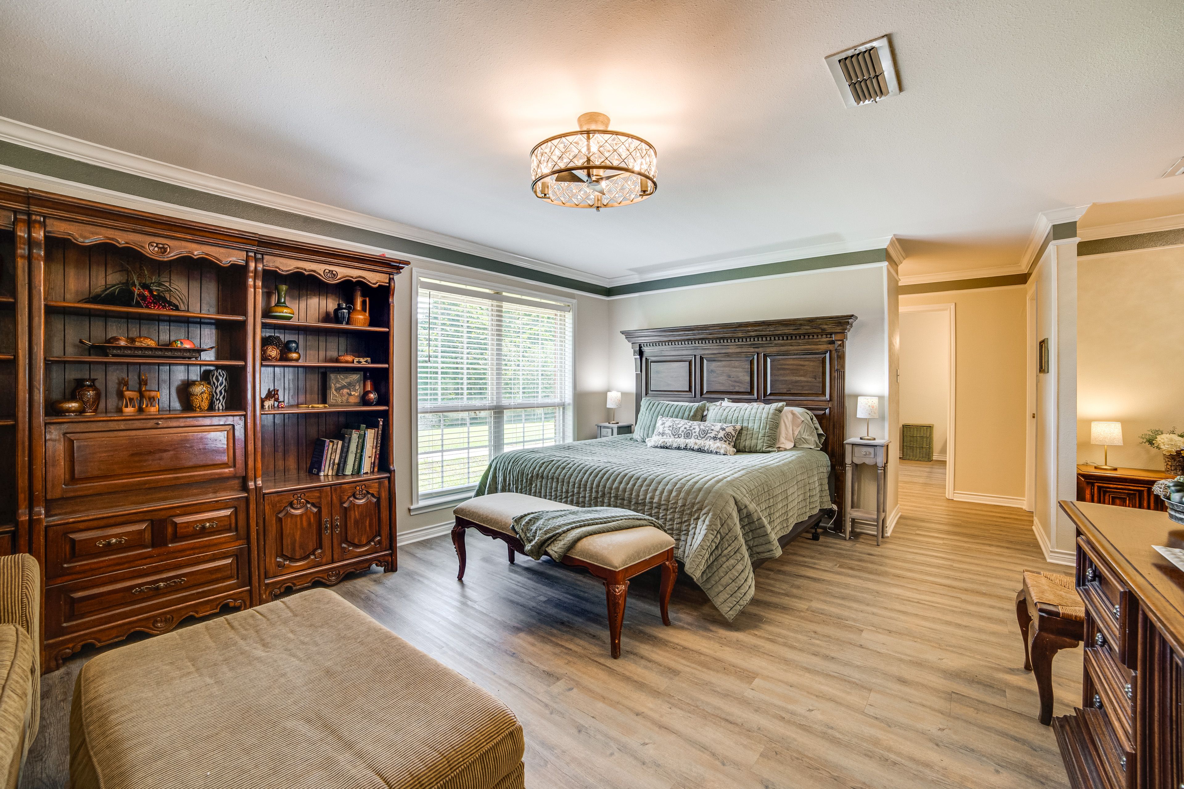 Bedroom 1 | 1st Floor | King Bed | Sleeper Sofa | Linens Provided