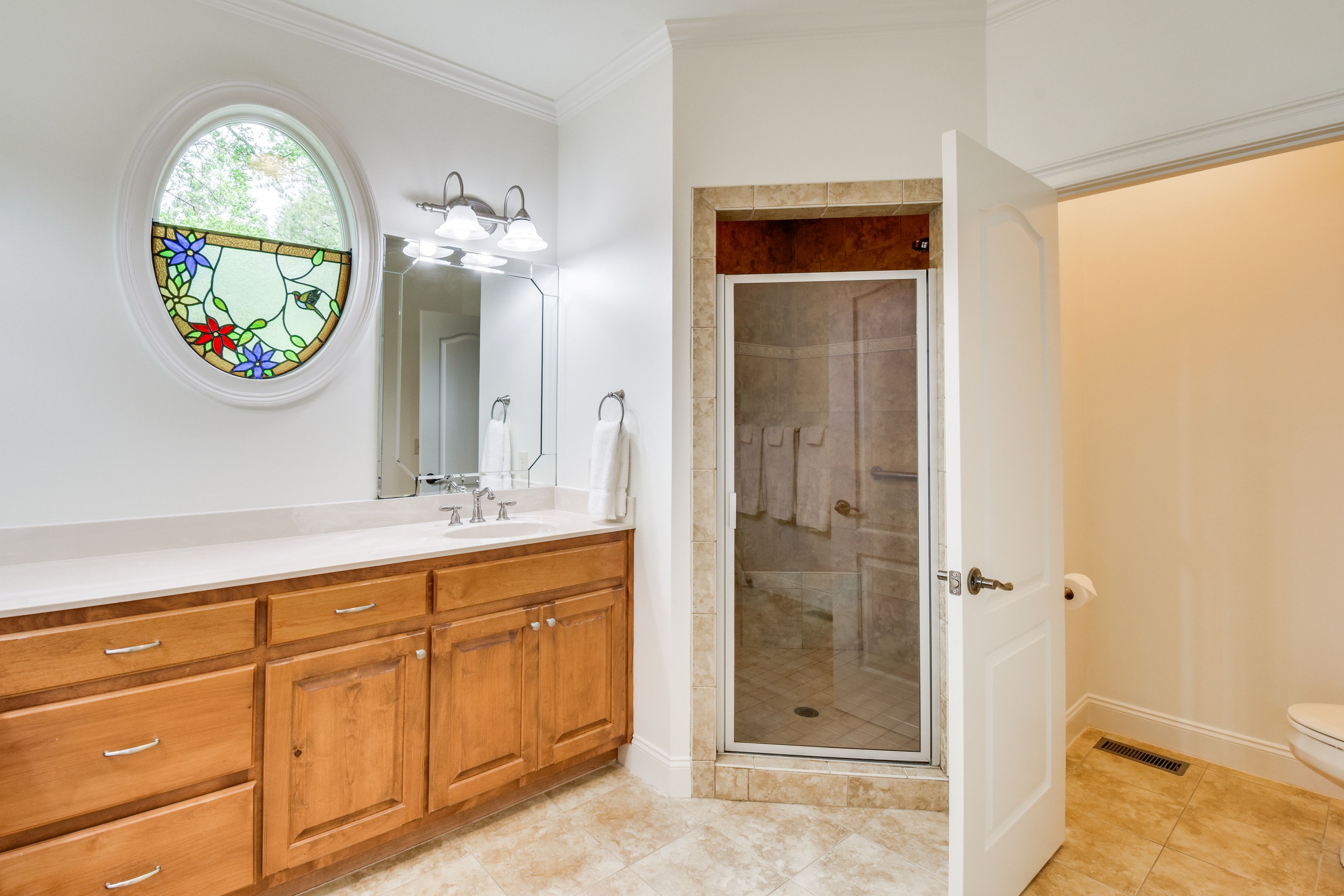 En-Suite Bathroom | 1st Floor