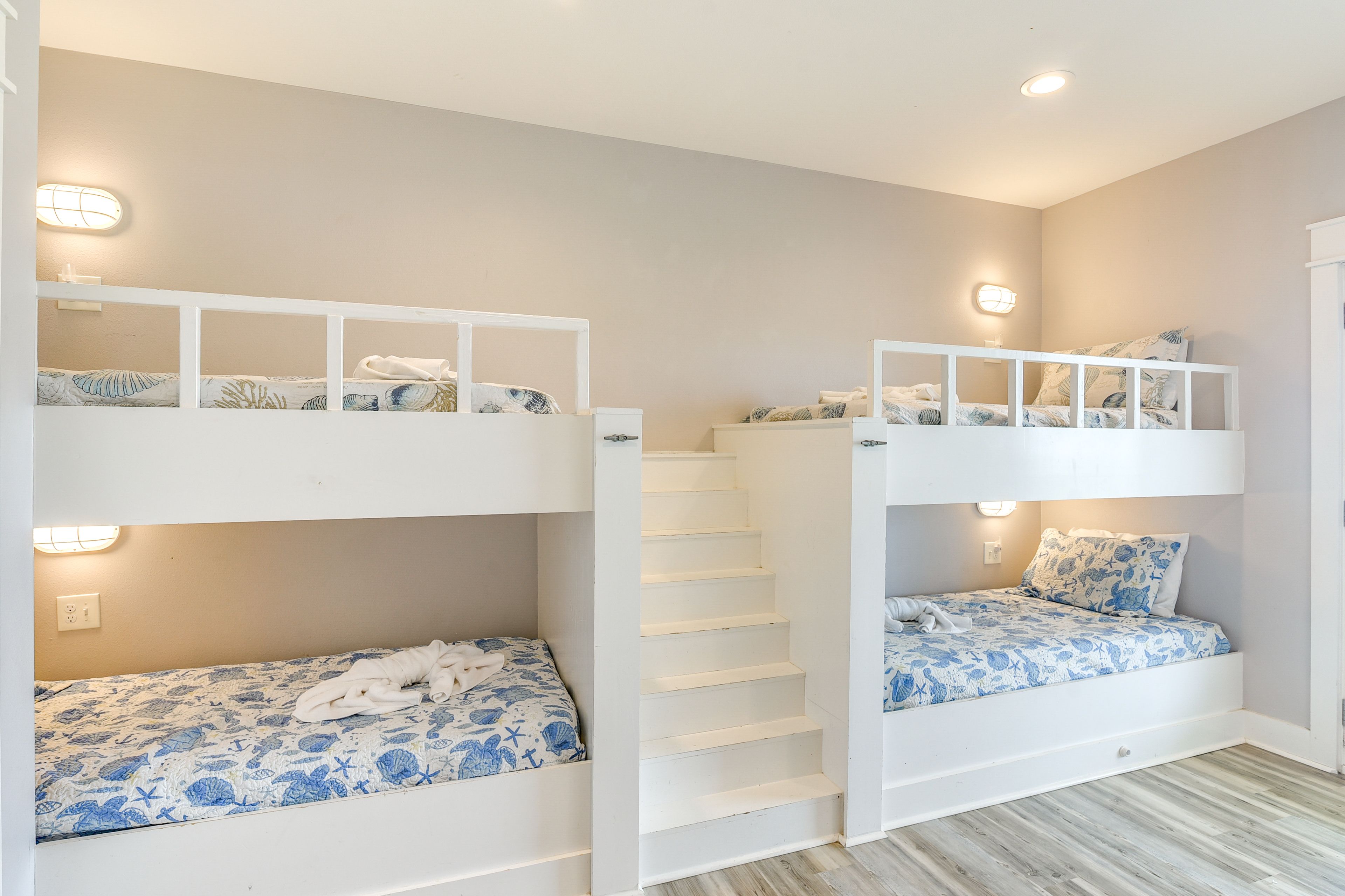 Bedroom 4 | 3 Twin Beds | 3 Lofted Twin Beds | 2nd Floor