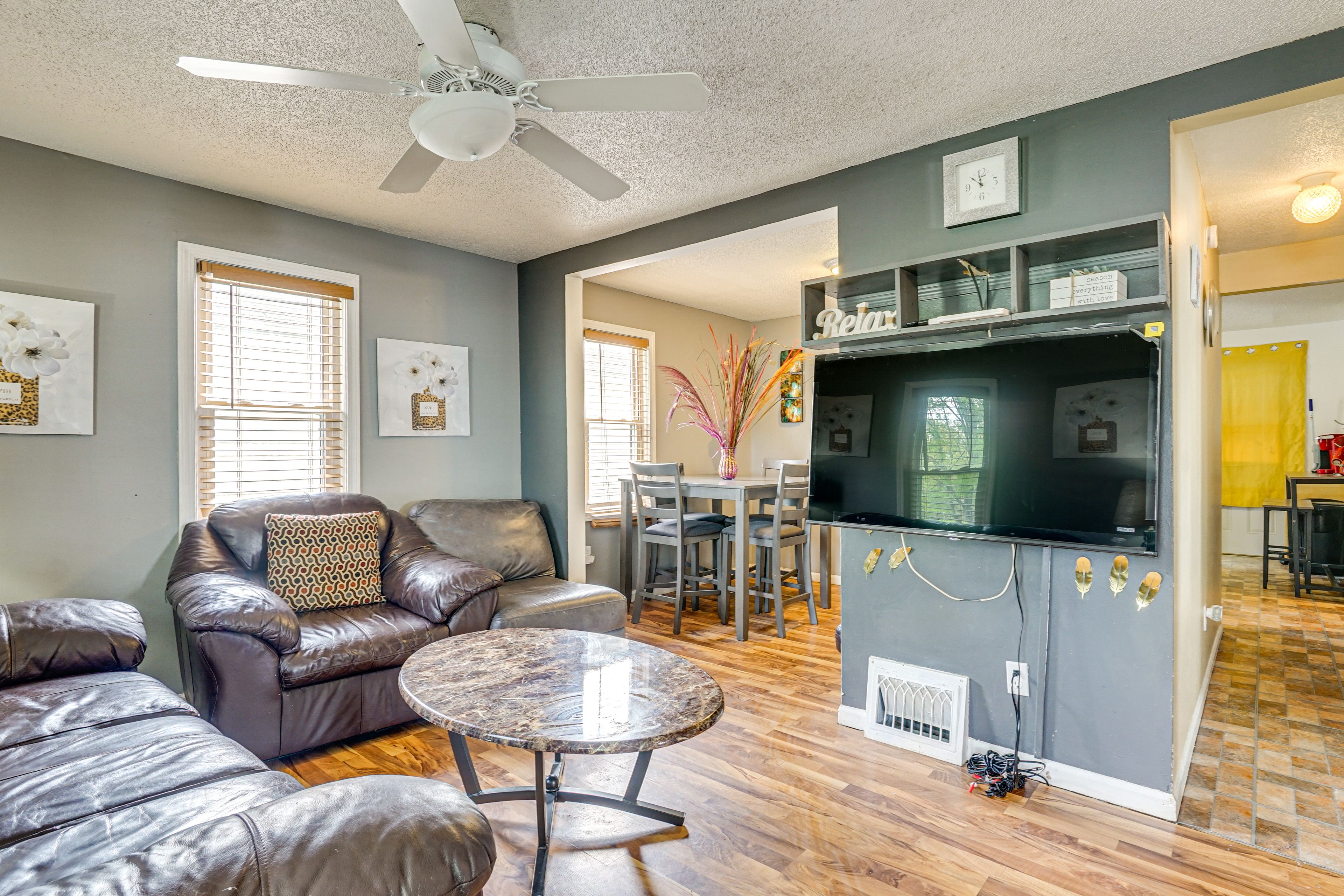 Living Area | Flat-Screen TV