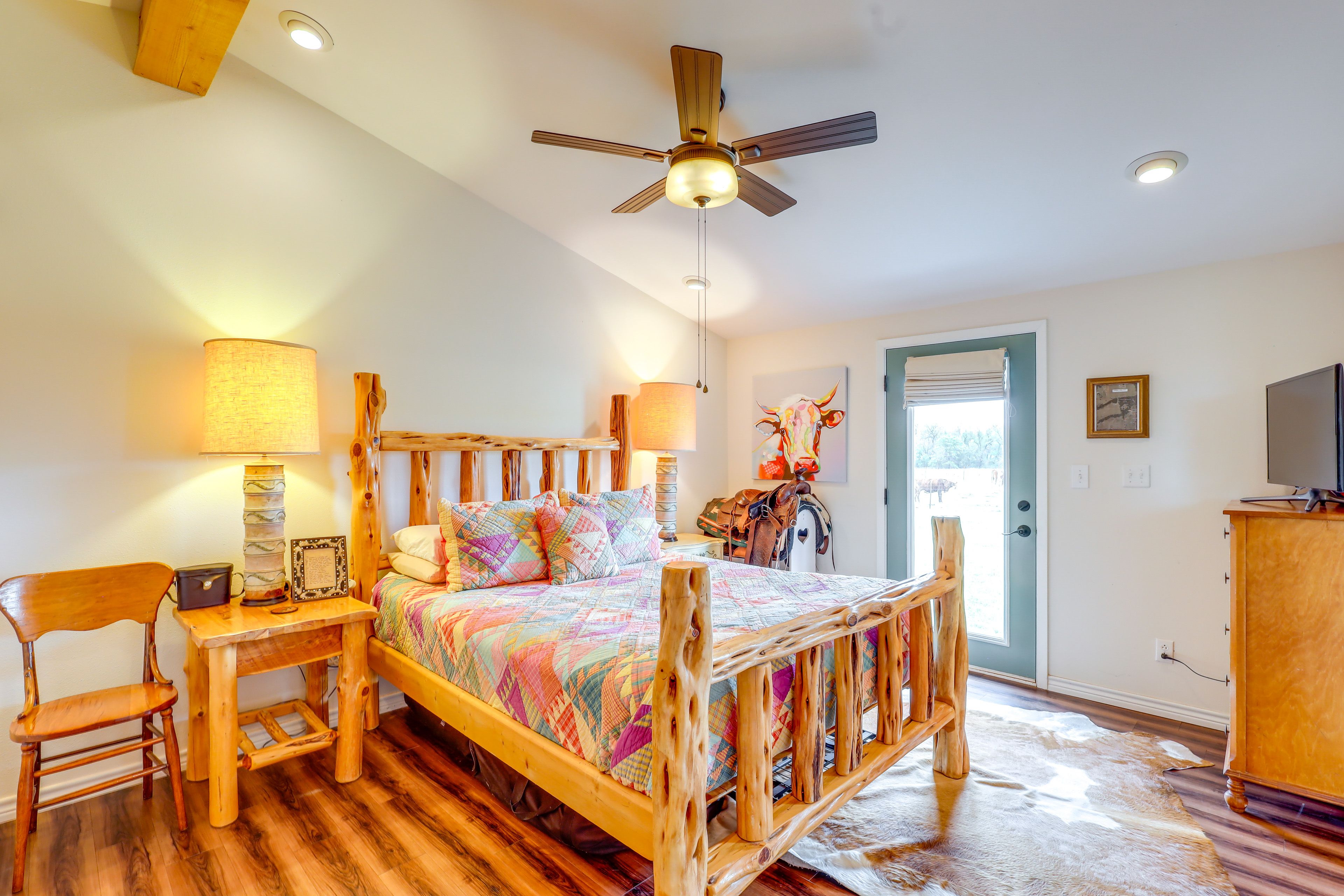 Bedroom 2 | King Bed
