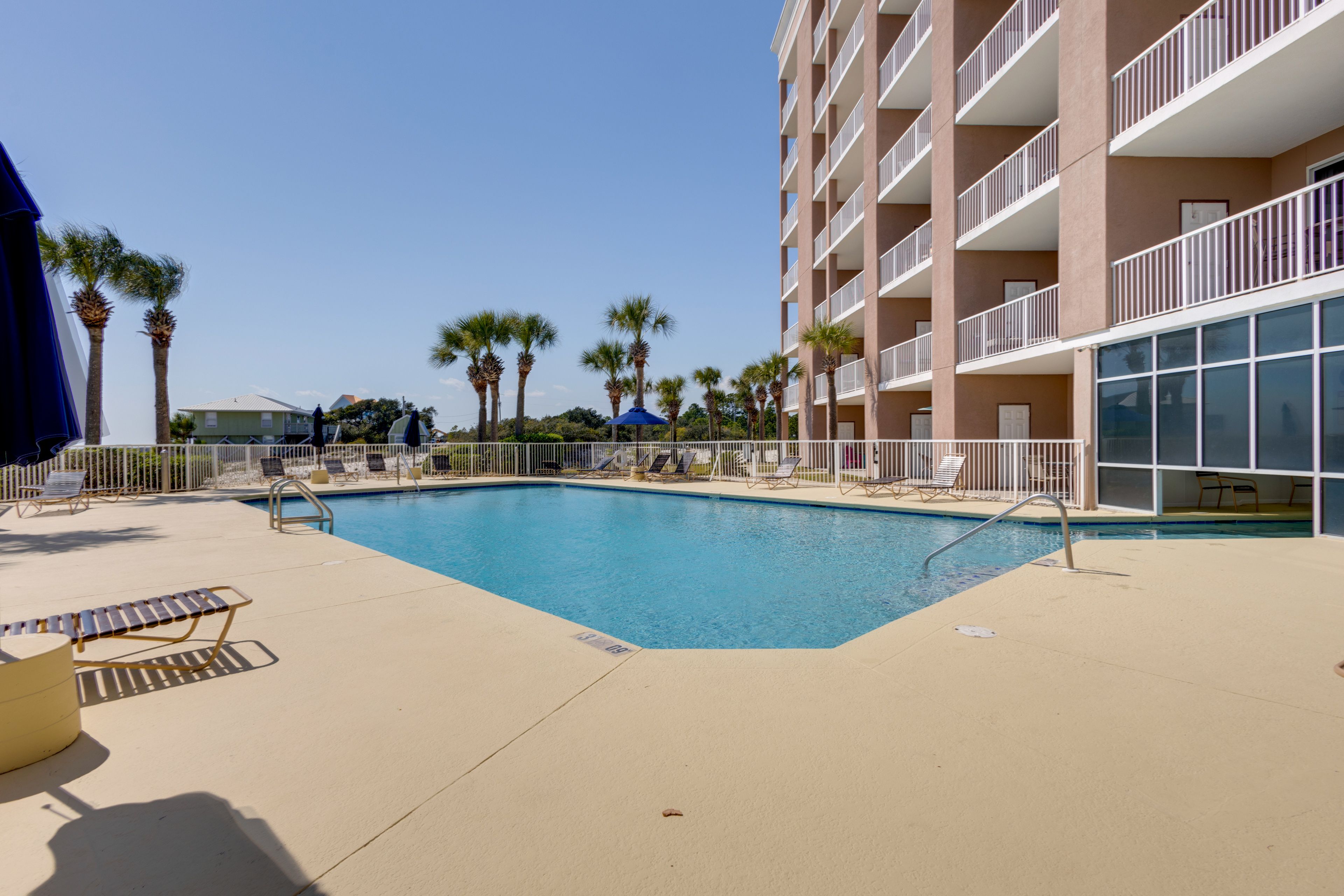The Dunes Condominiums | Community Amenities