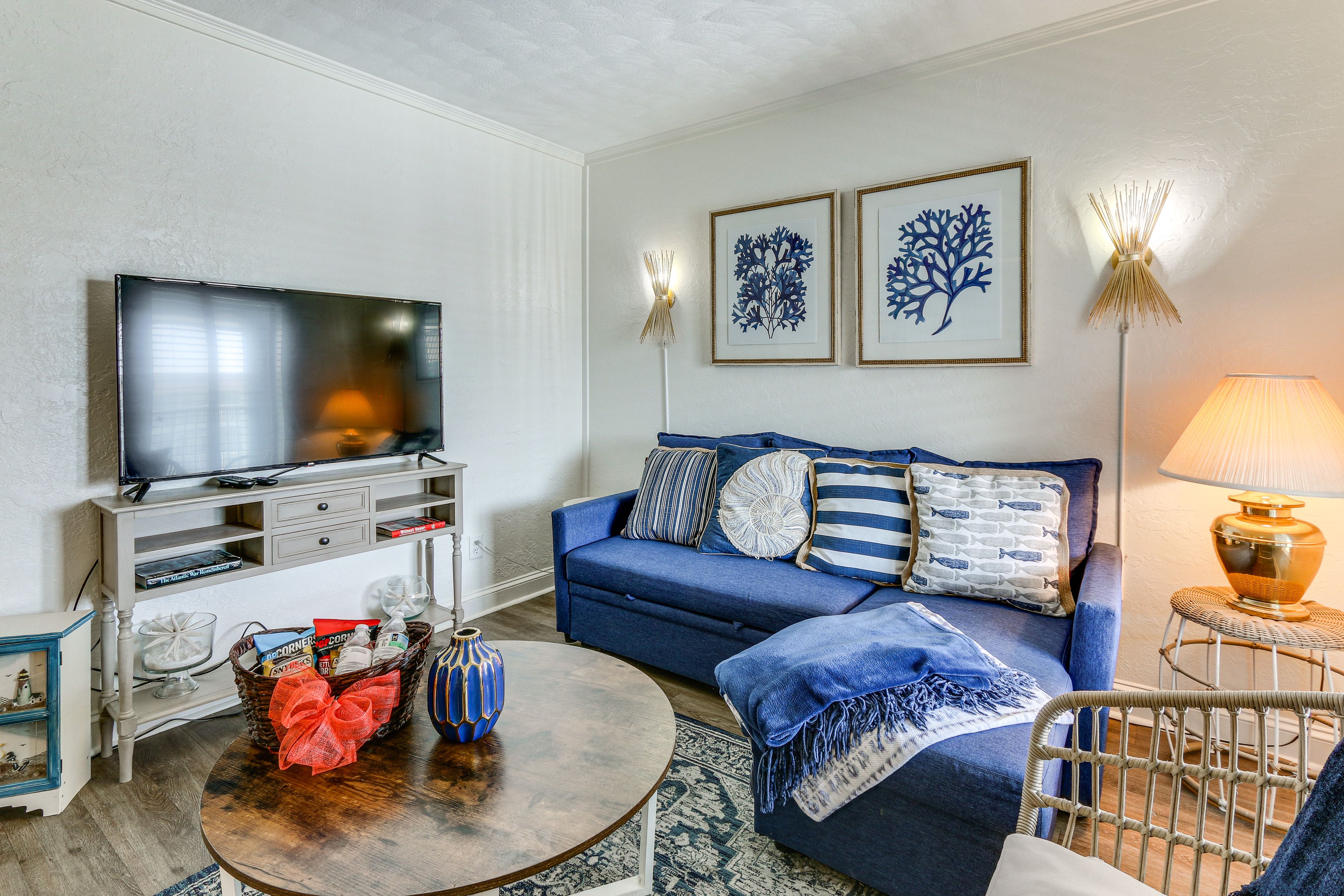 Hilton Head Island Vacation Rental | 2BR | 2BA | 843 Sq Ft | Step-Free Access