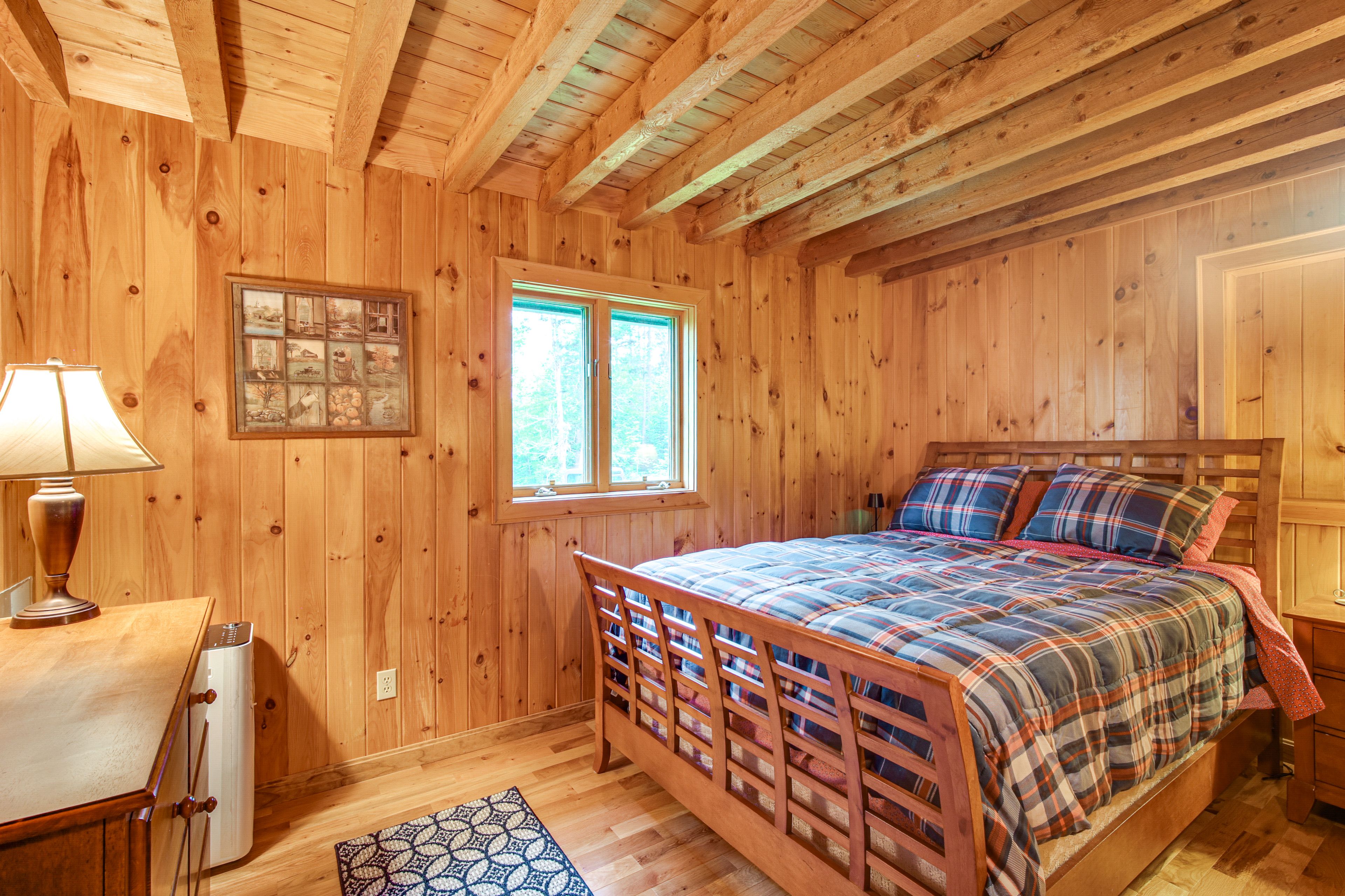 Bedroom 2 | Main Level | Queen Bed