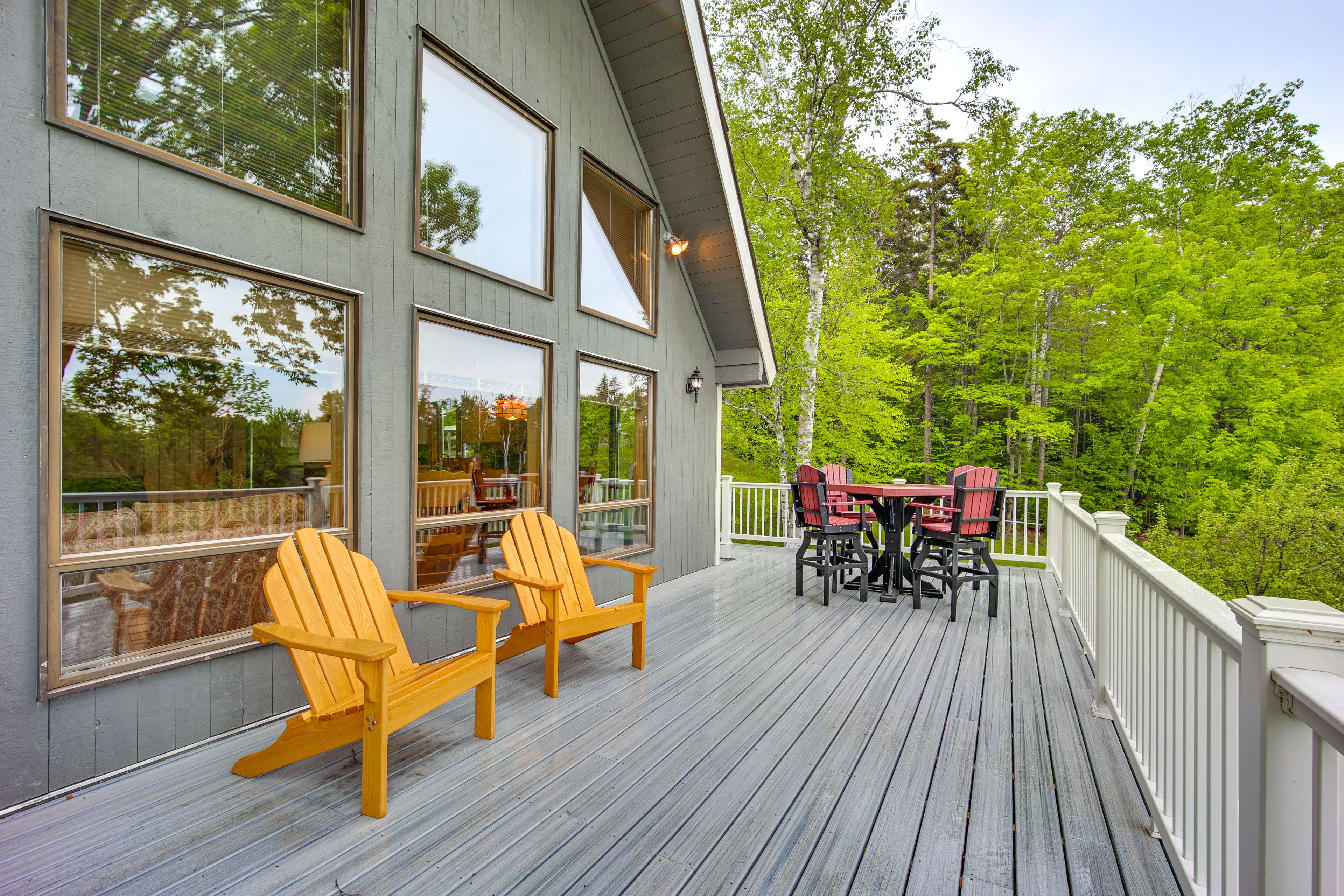 Furnished Deck | Main Level