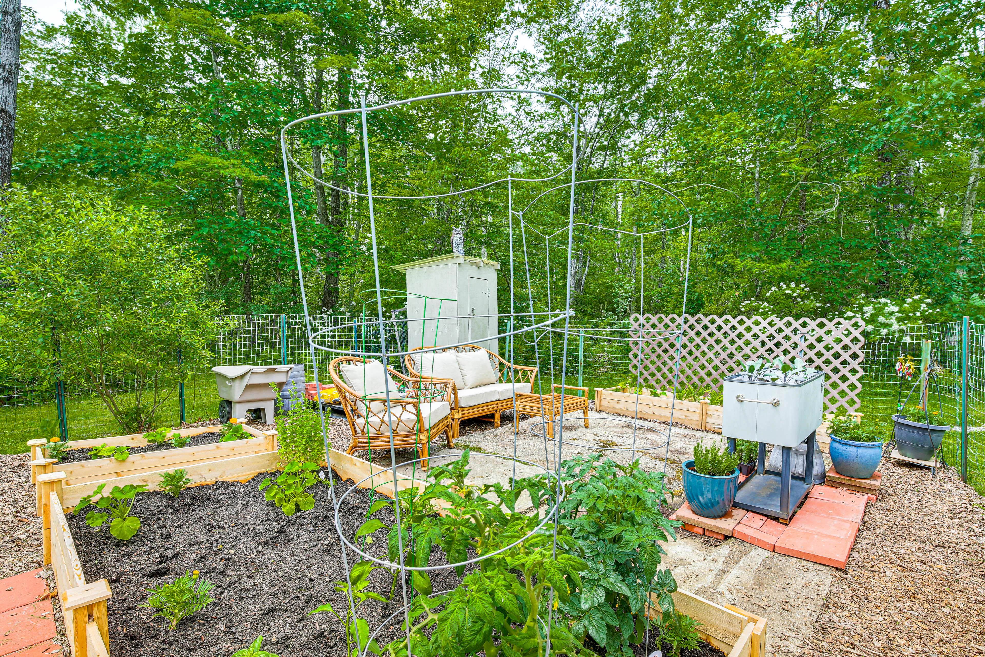 Vegetable Garden | Additional Outdoor Seating