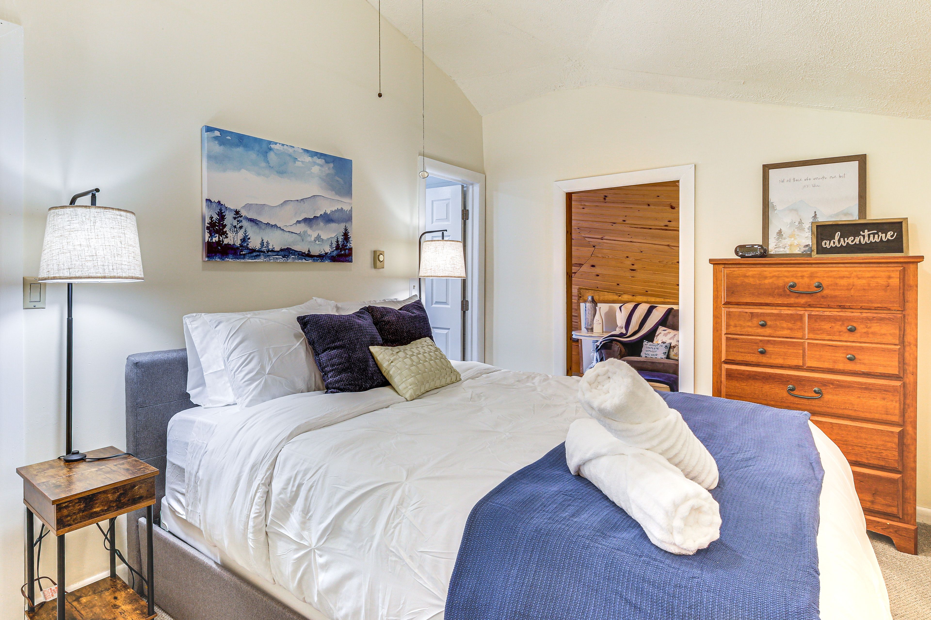 Bedroom 1 | 2nd Floor | Queen Bed | Linens Provided