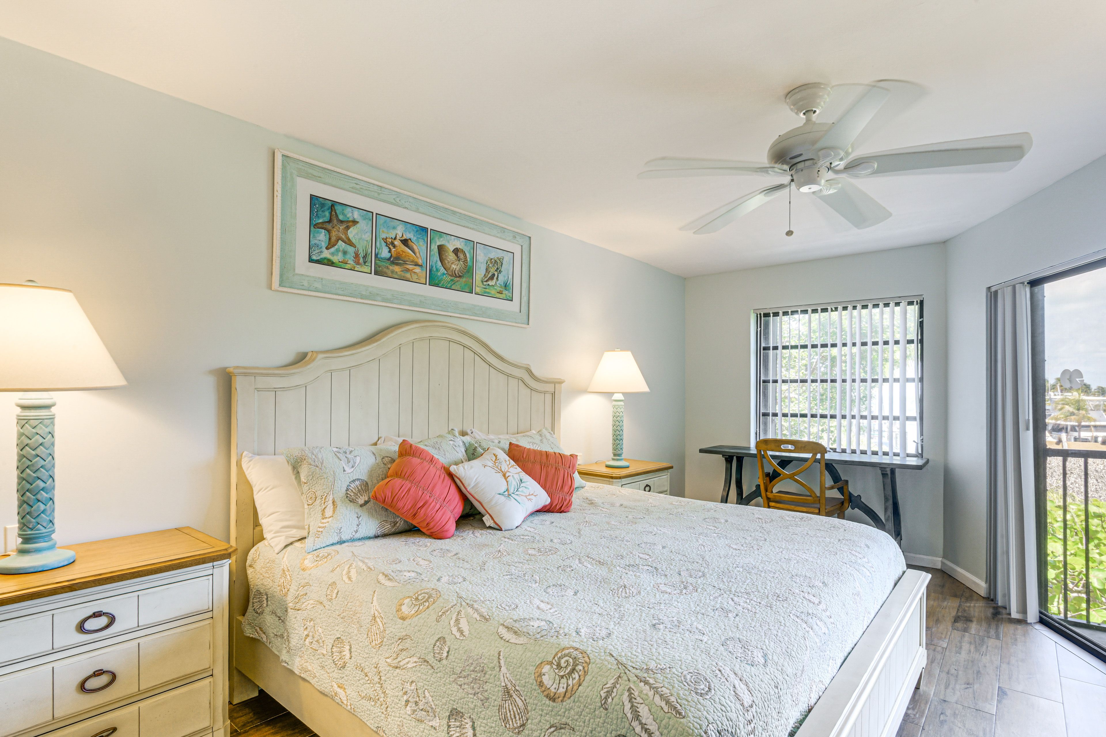Bedroom 1 | King Bed | En-Suite Bathroom