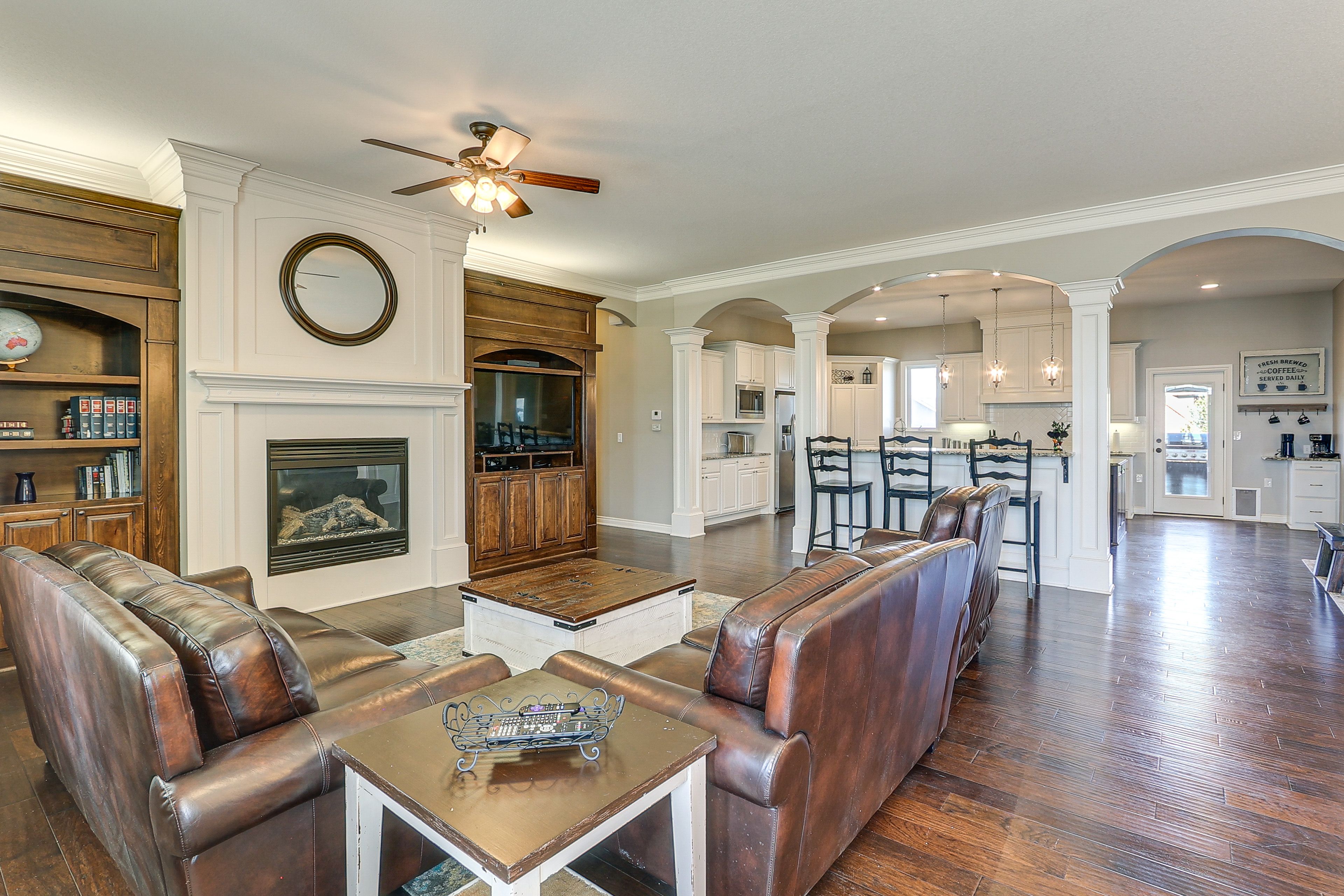 Living Room | Upper Floor | Central A/C & Heating