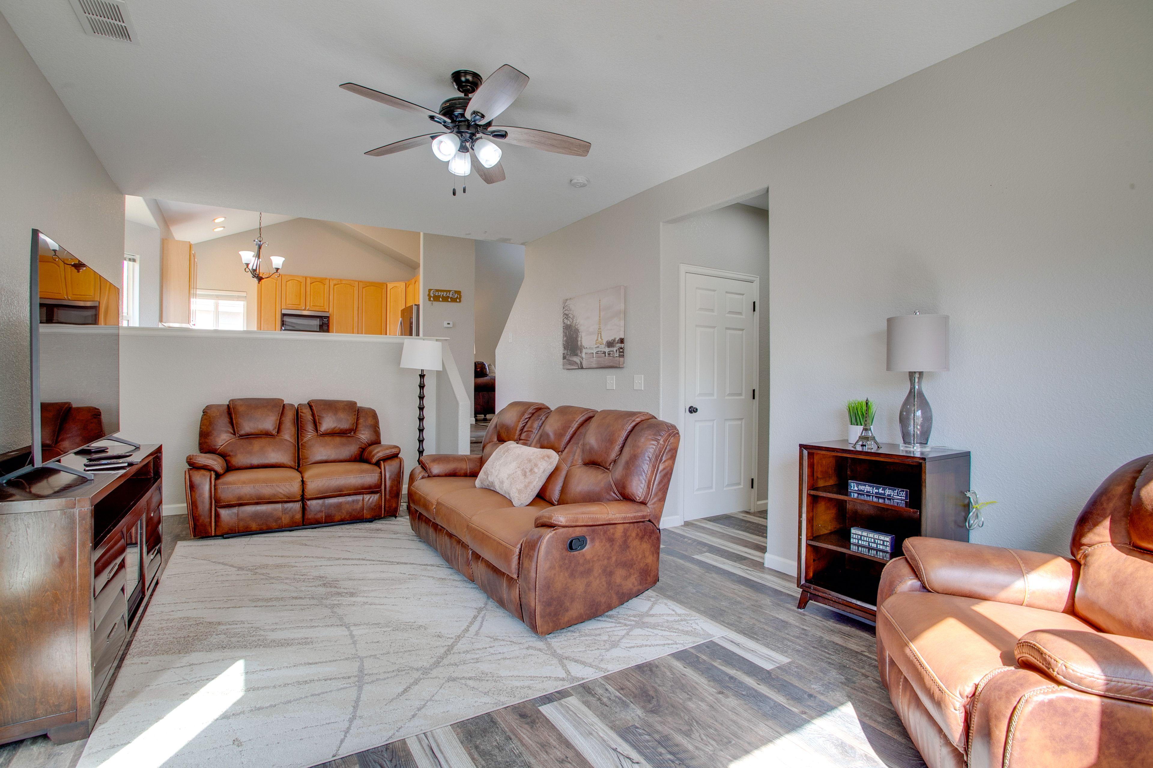 Living Room | 1st Floor | Smart TV | Fireplace