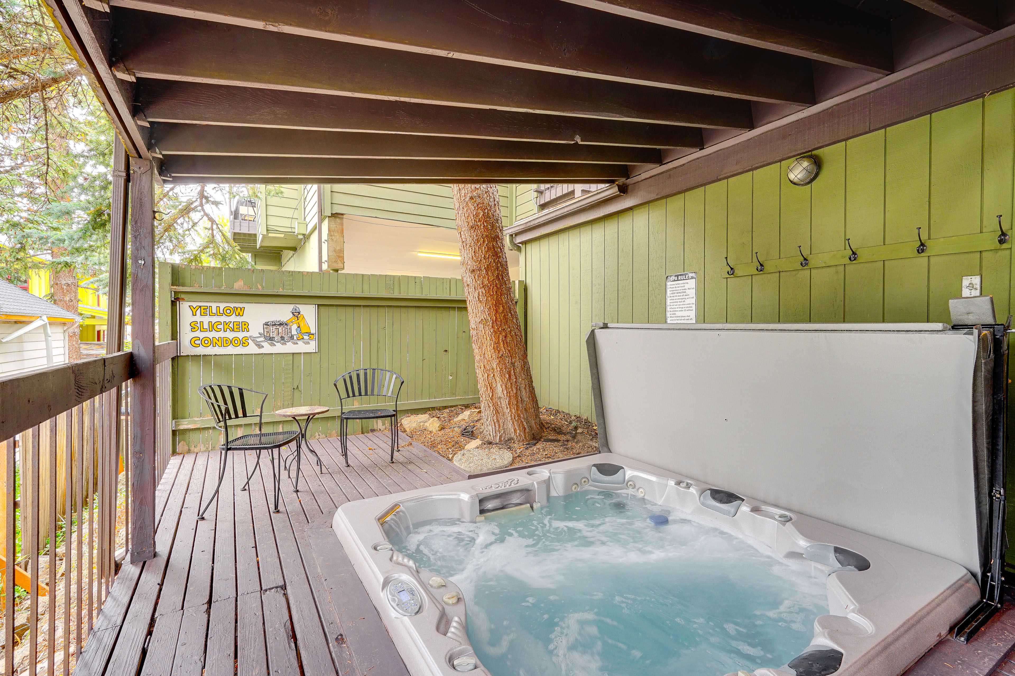 Yellow Slicker Condos | Community Amenities | Shared Hot Tub