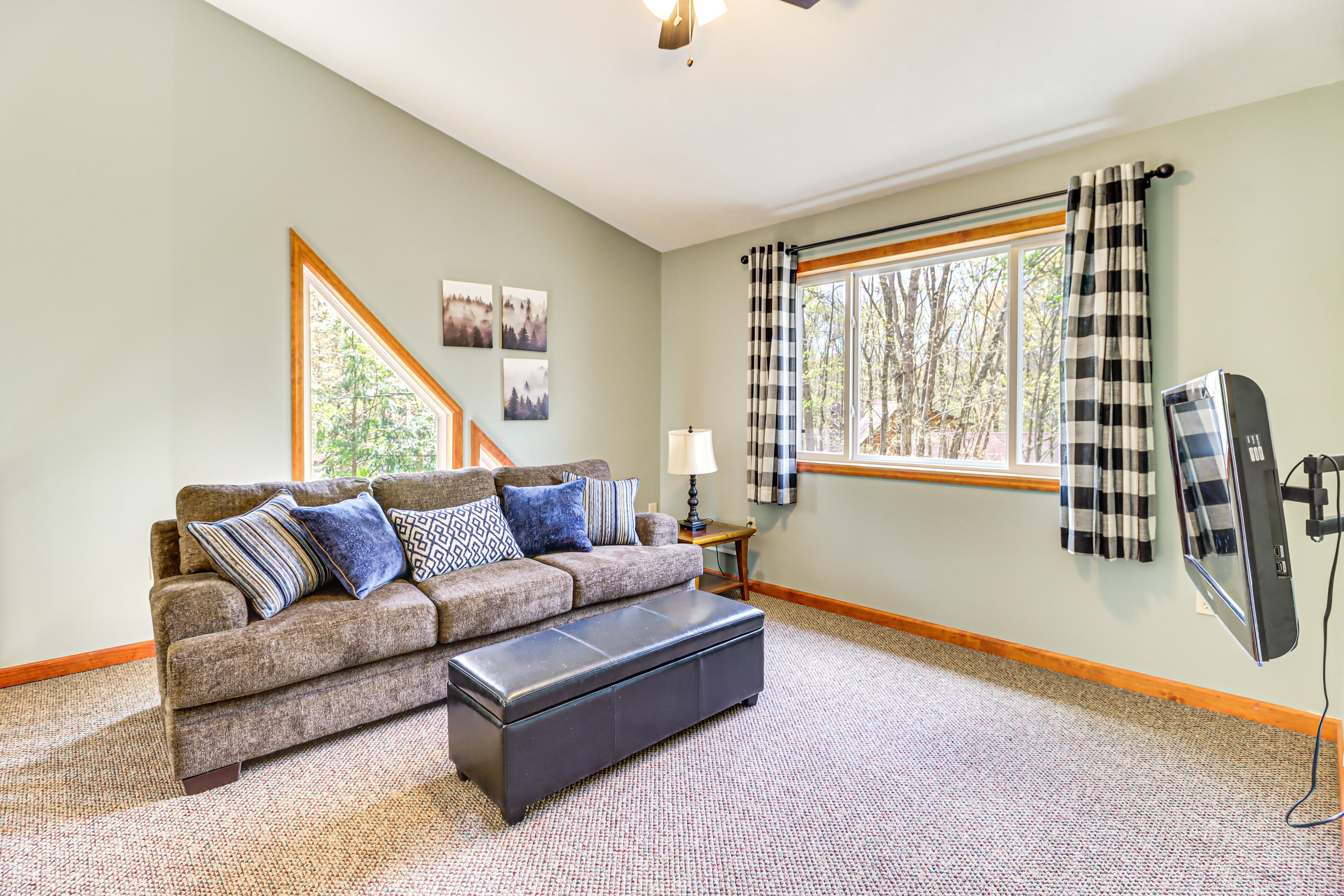 Loft | 3rd Floor | King Sleeper Sofa | Smart TV